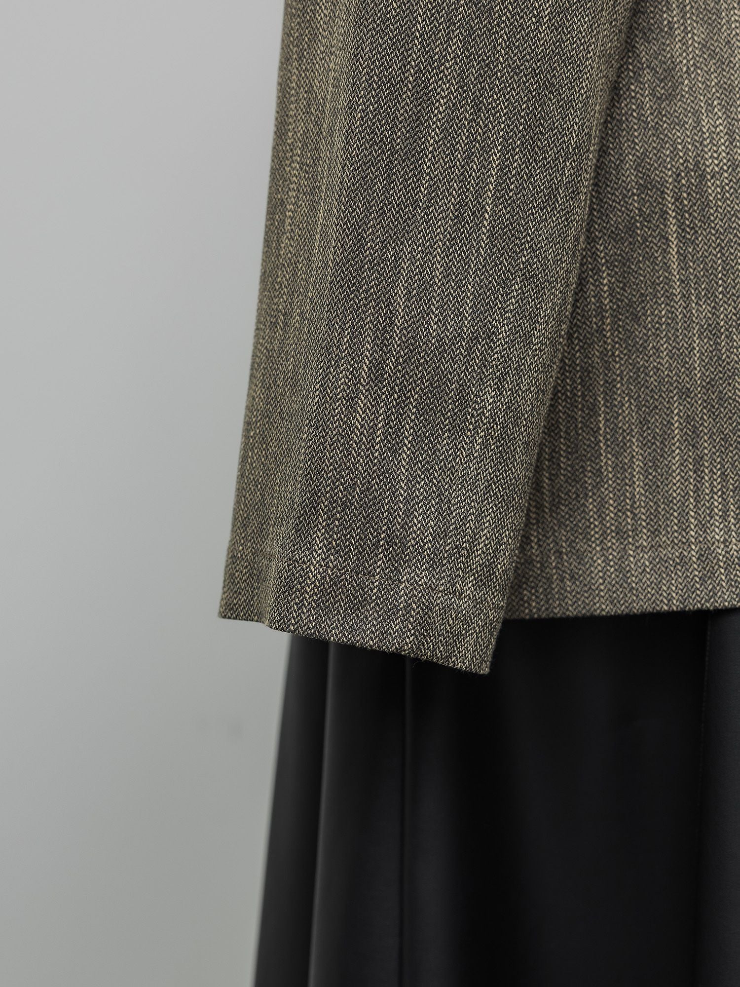 ツイーディヘリンボンジャケット