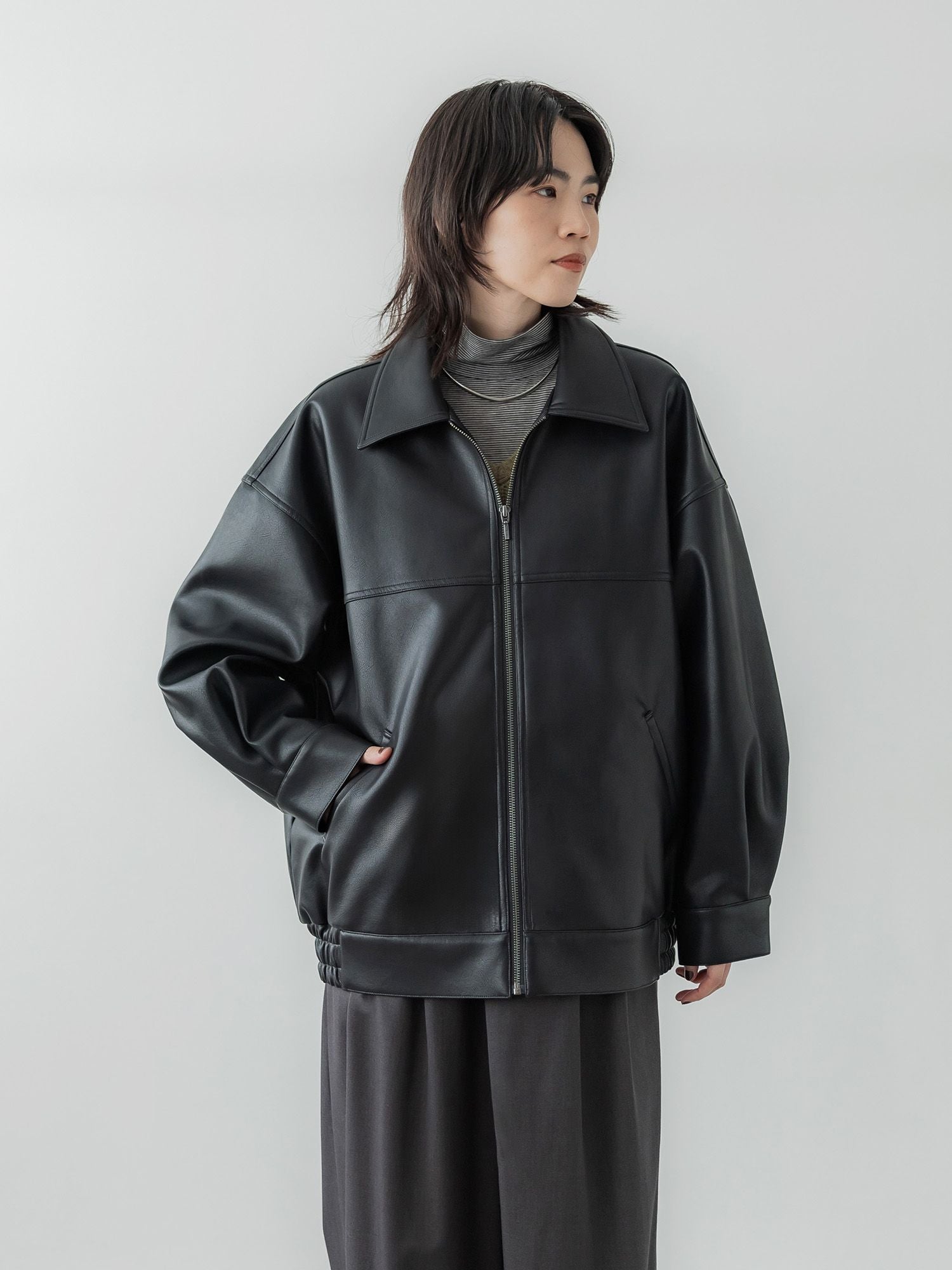 crewre online store / フェイクレザージップブルゾン