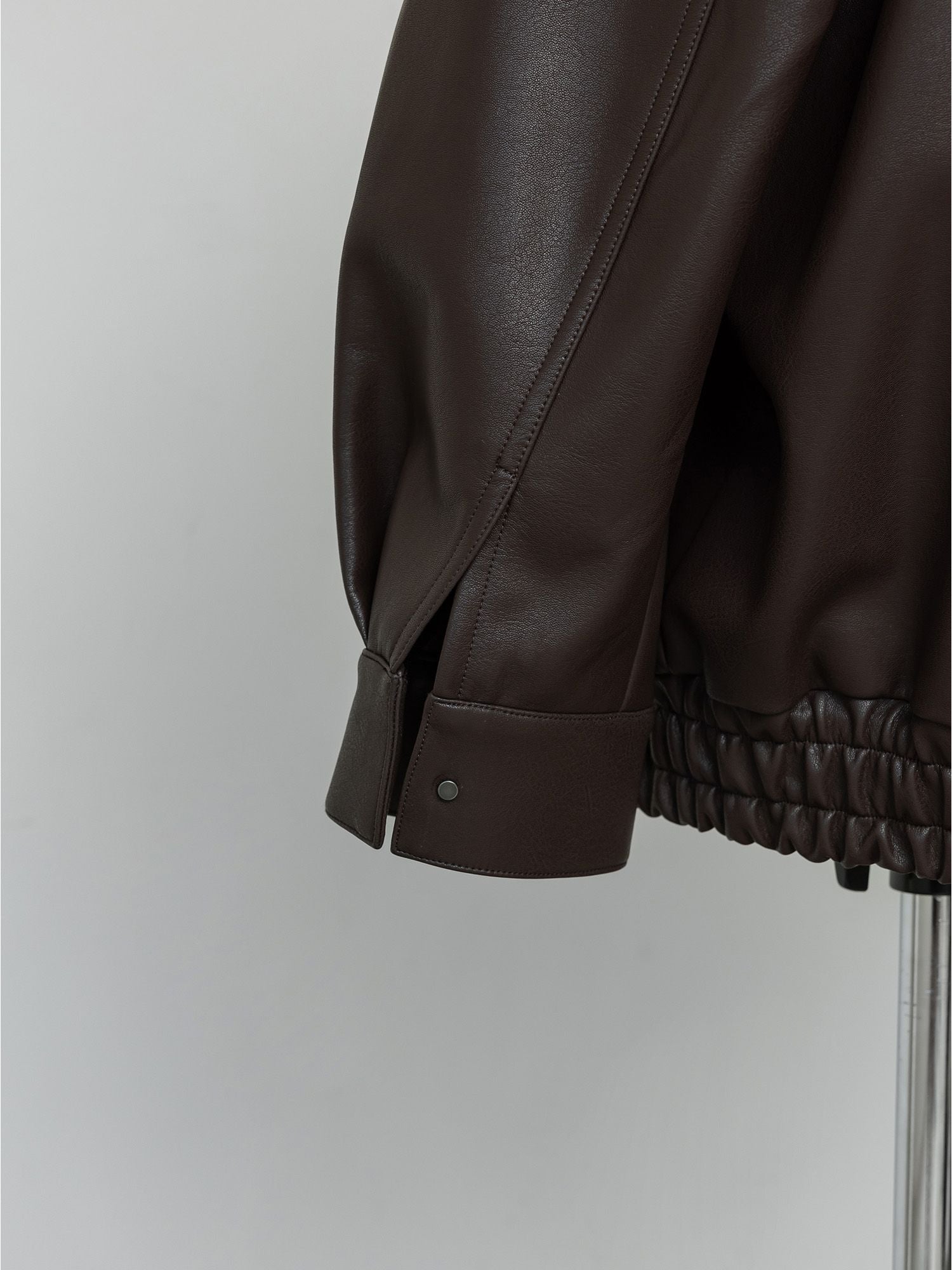 crewre online store / フェイクレザージップブルゾン