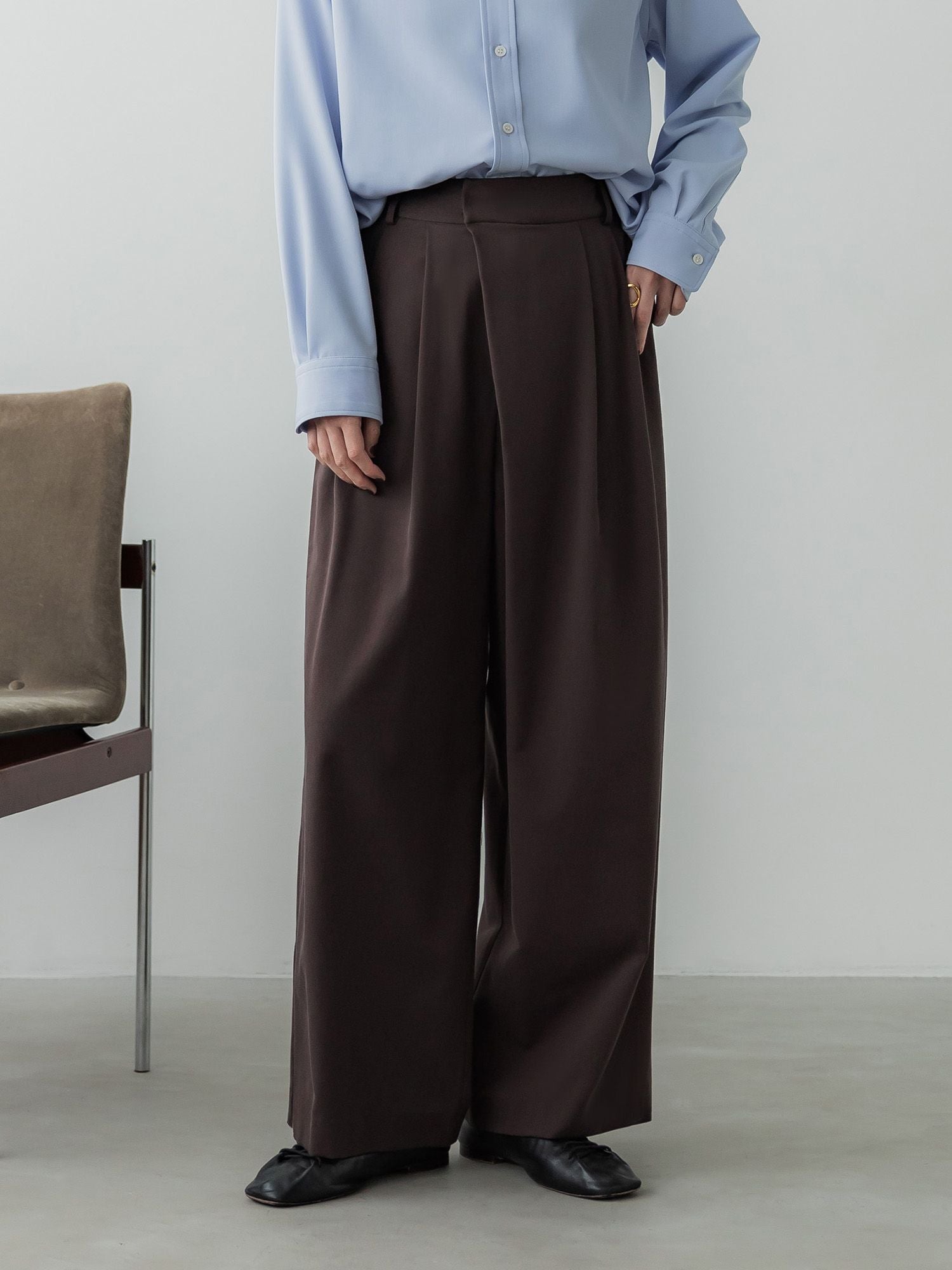 crewre online store / アシンメトリーツータックパンツ