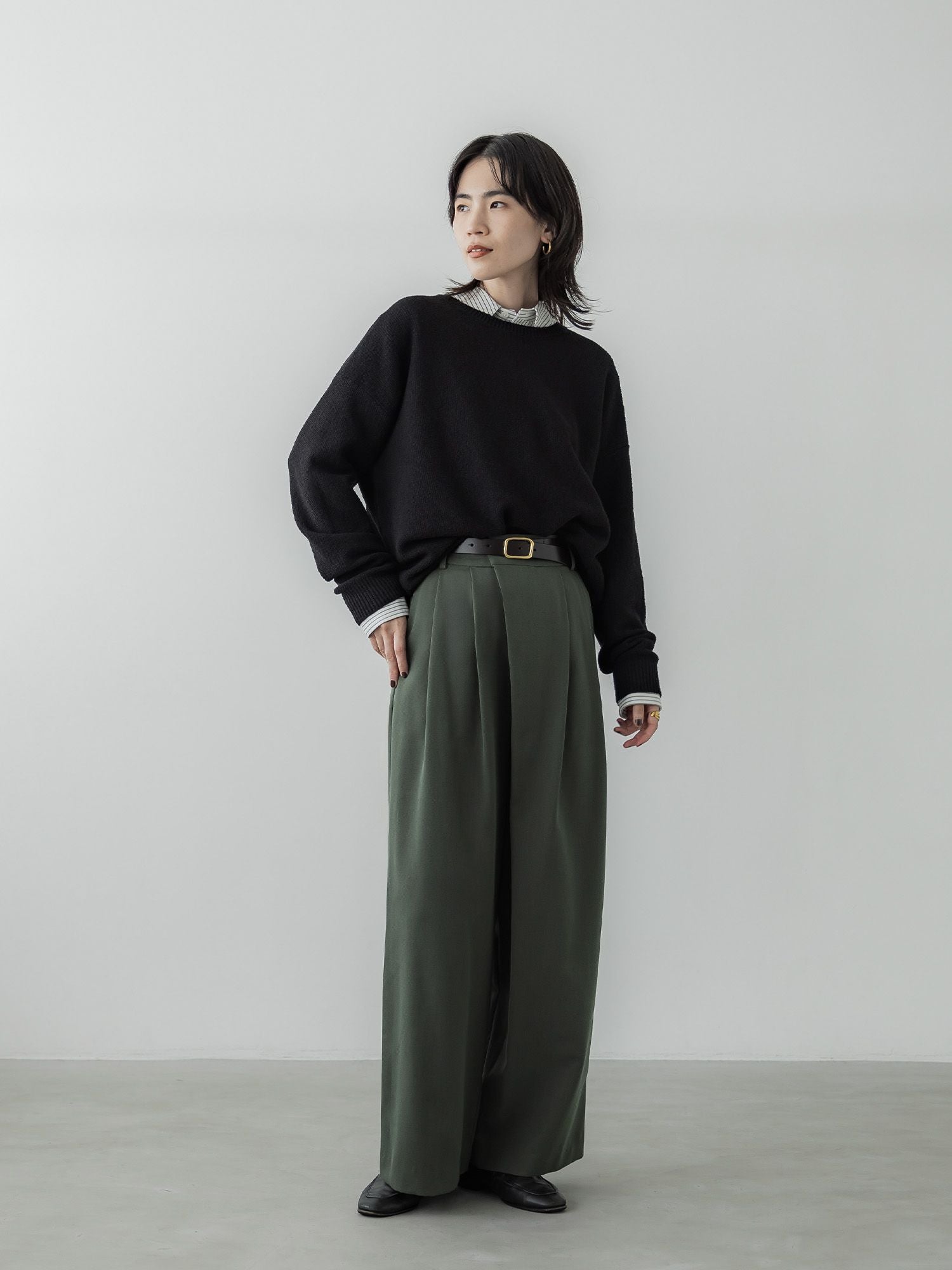 crewre online store / アシンメトリーツータックパンツ