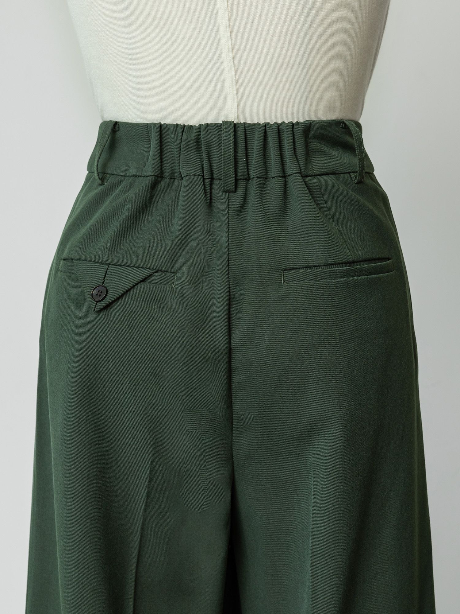 アシンメトリーツータックパンツ