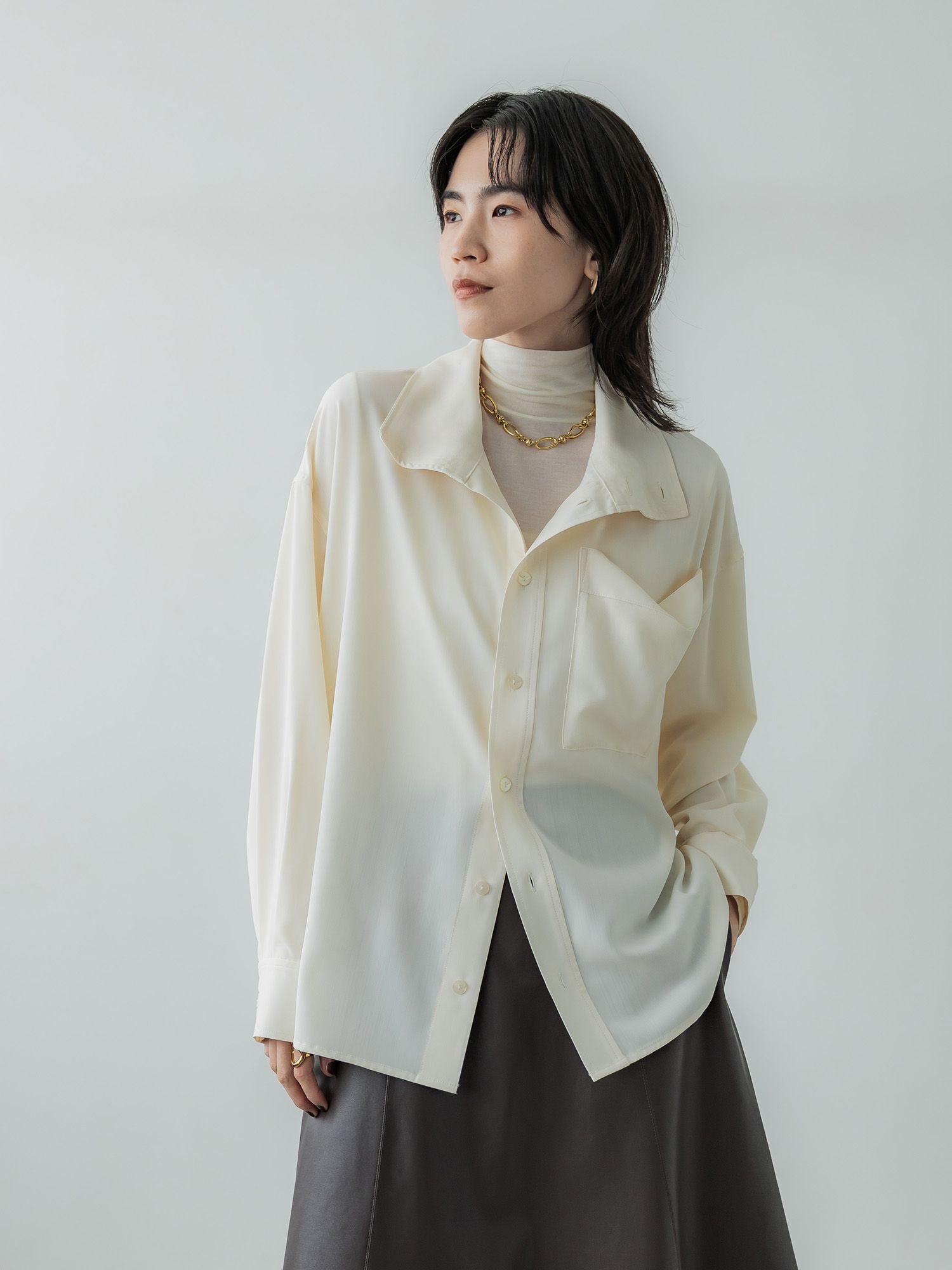crewre online store / ビッグポケットハイネックブラウス