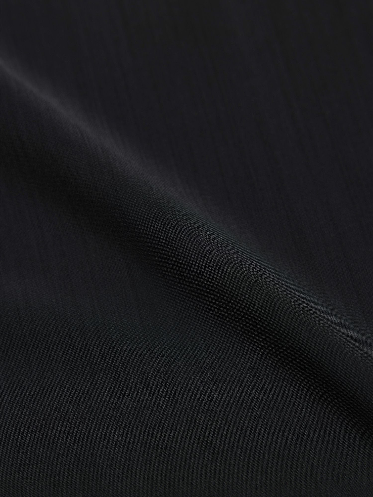 ビッグポケットハイネックブラウス