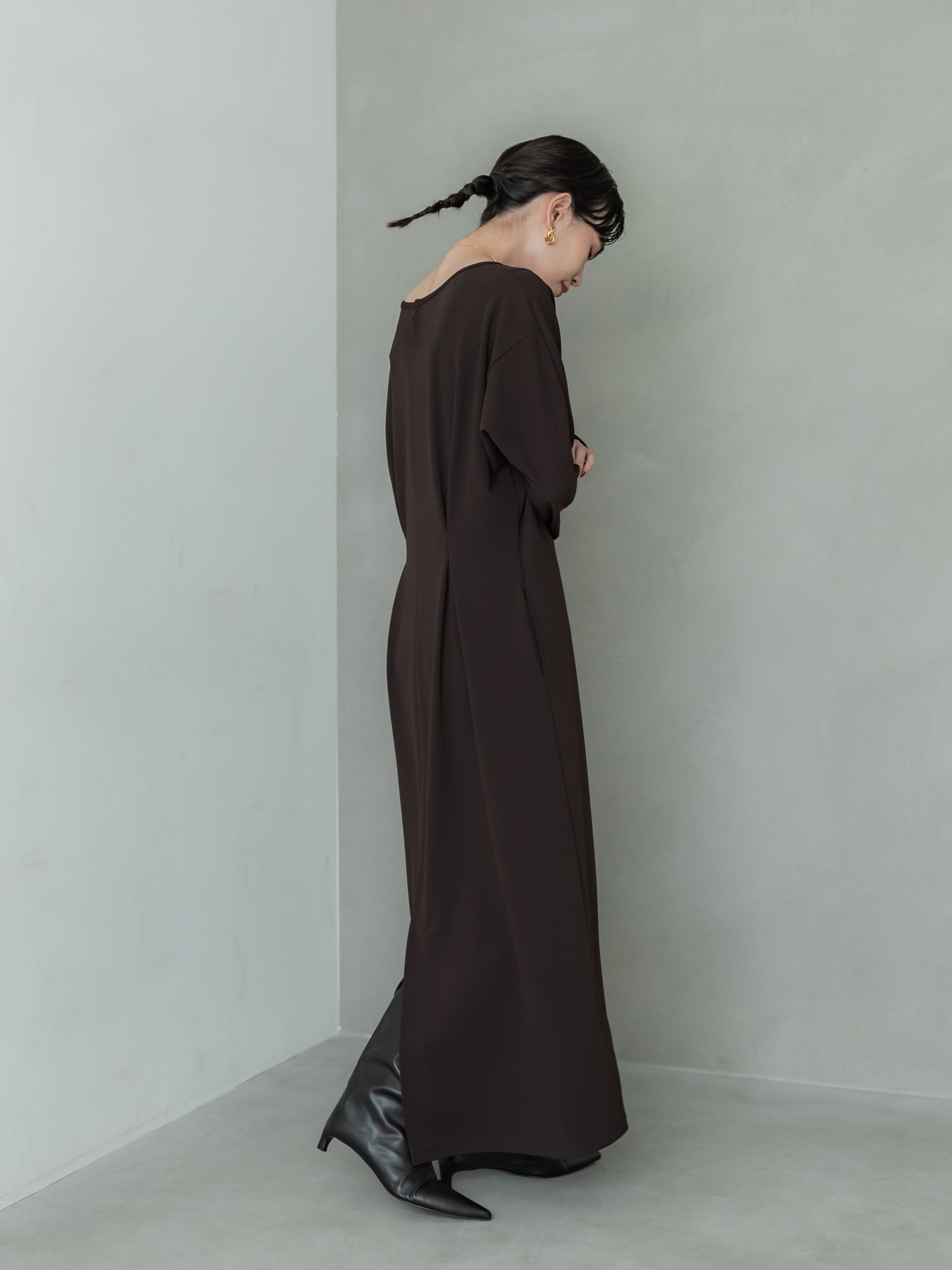 H170 B78 W59 H85 / 着用サイズ : size3