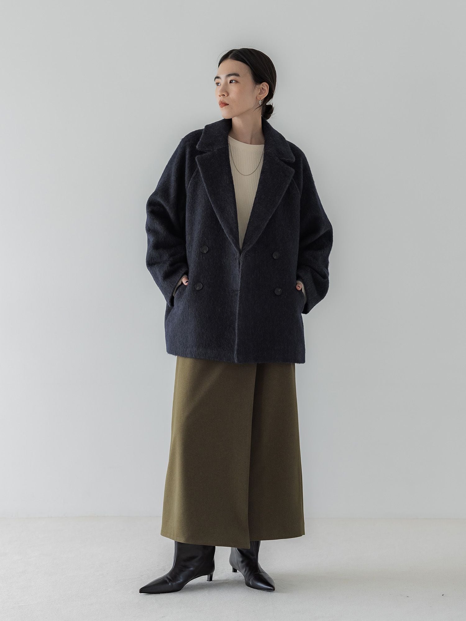 H170 B78 W59 H85 / 着用サイズ : size2