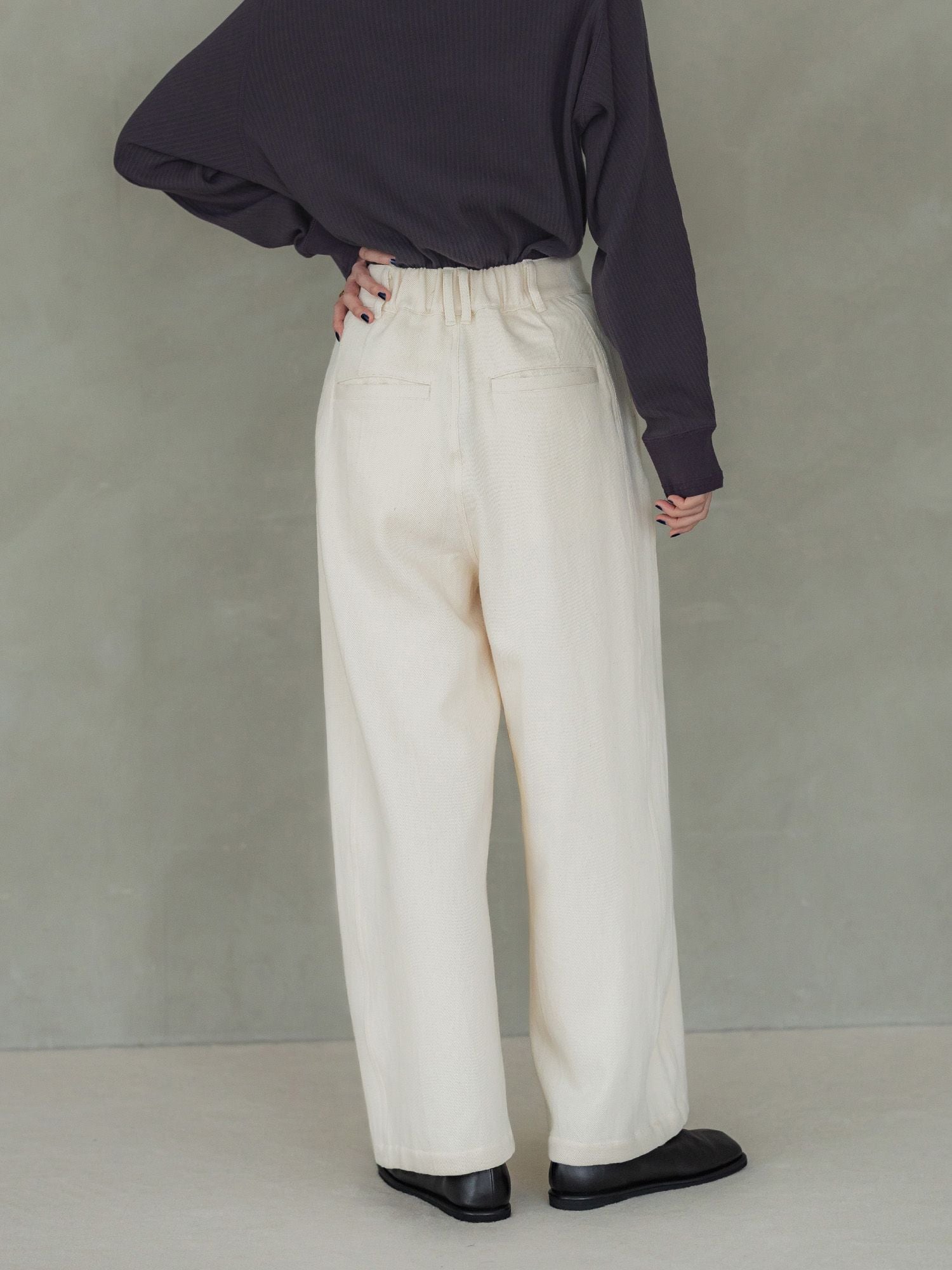 H170 B78 W59 H85 / 着用サイズ : サンプル