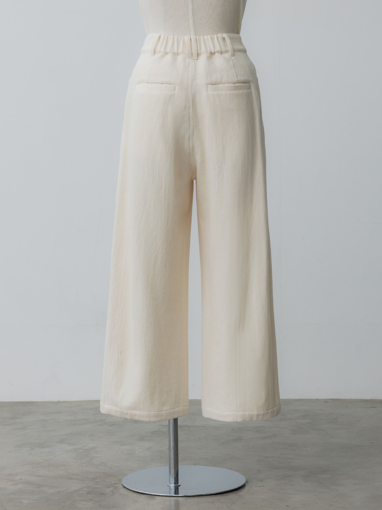 ソフトツイストデニムワイドパンツ