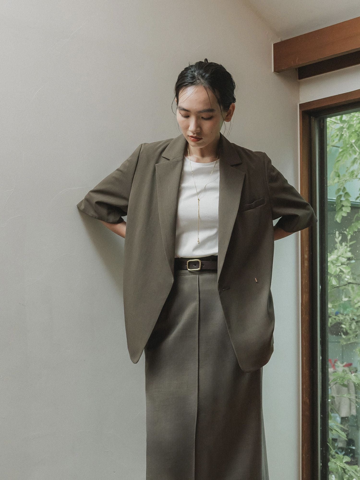 ボタンスタッズレザーベルト