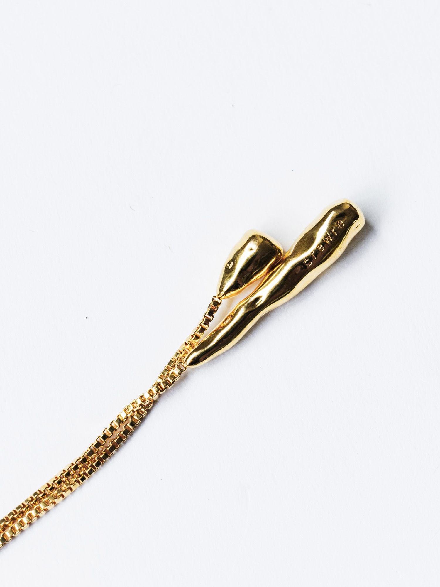 マルチウェイドロップネックレス