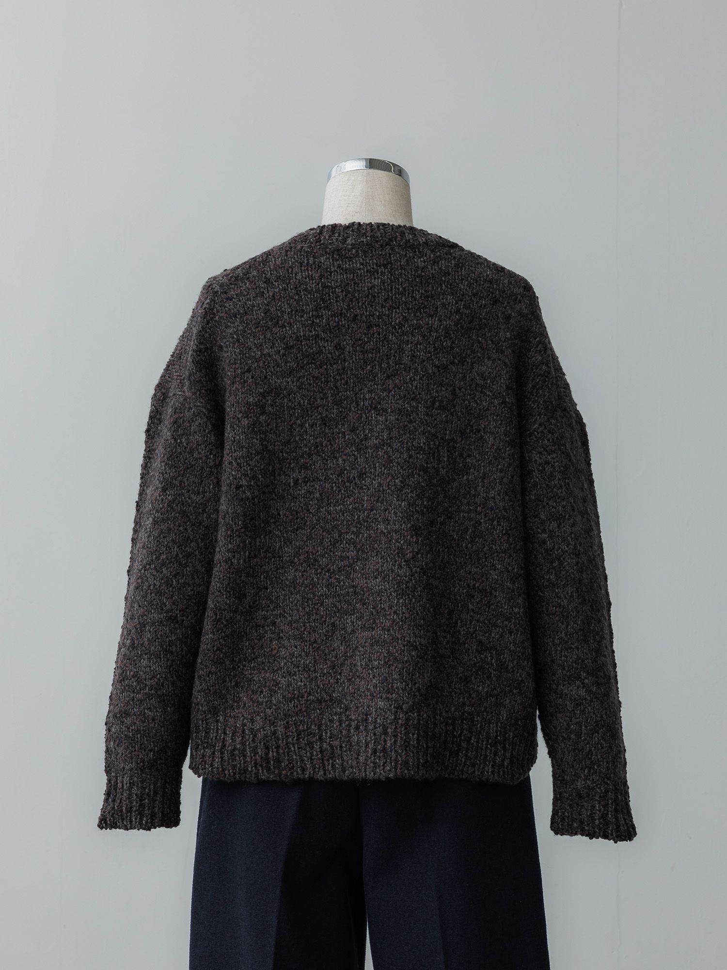 ミックスヤーンクルーネックニット