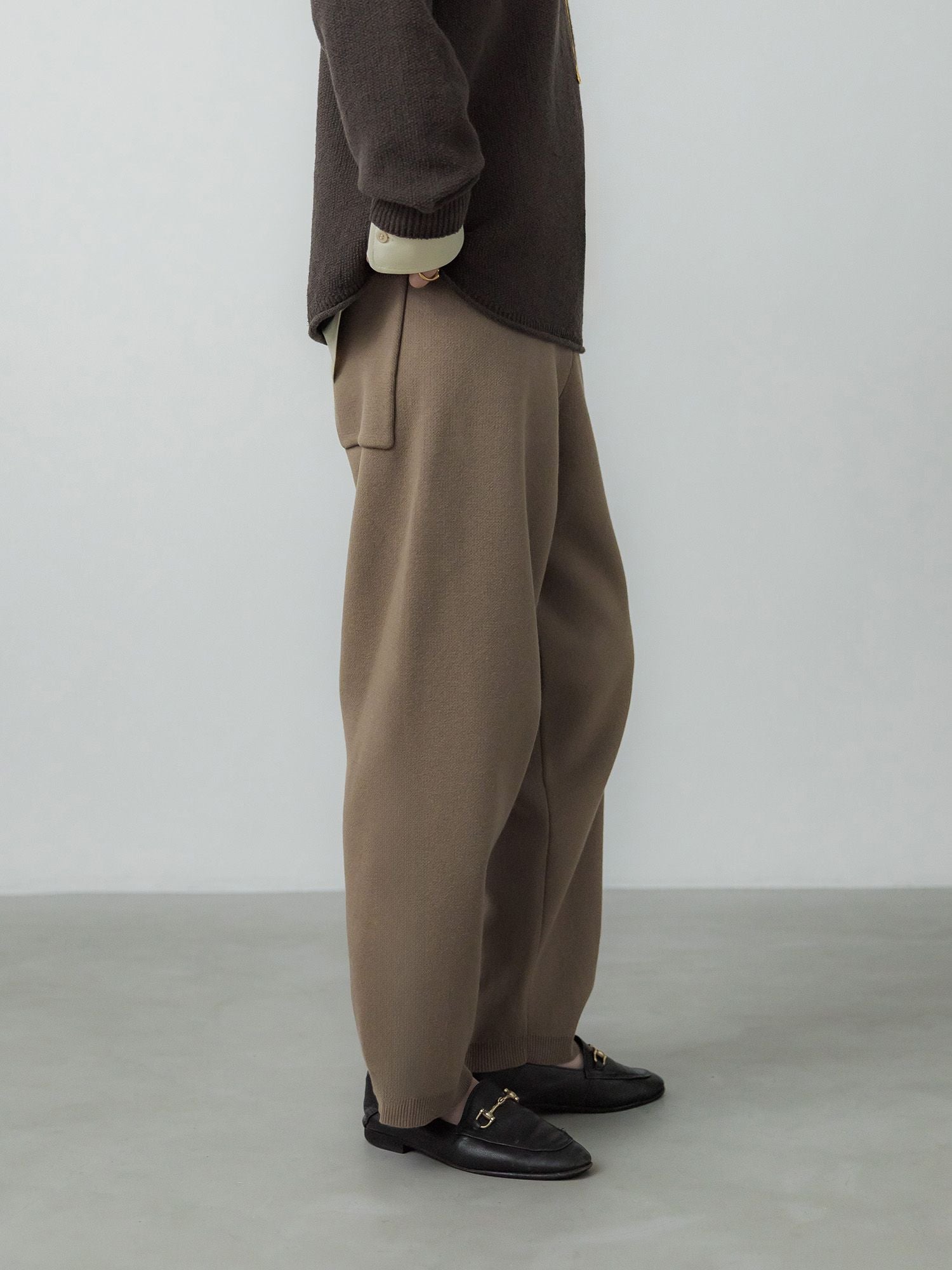 H170 B78 W59 H85 / 着用サイズ : サンプル