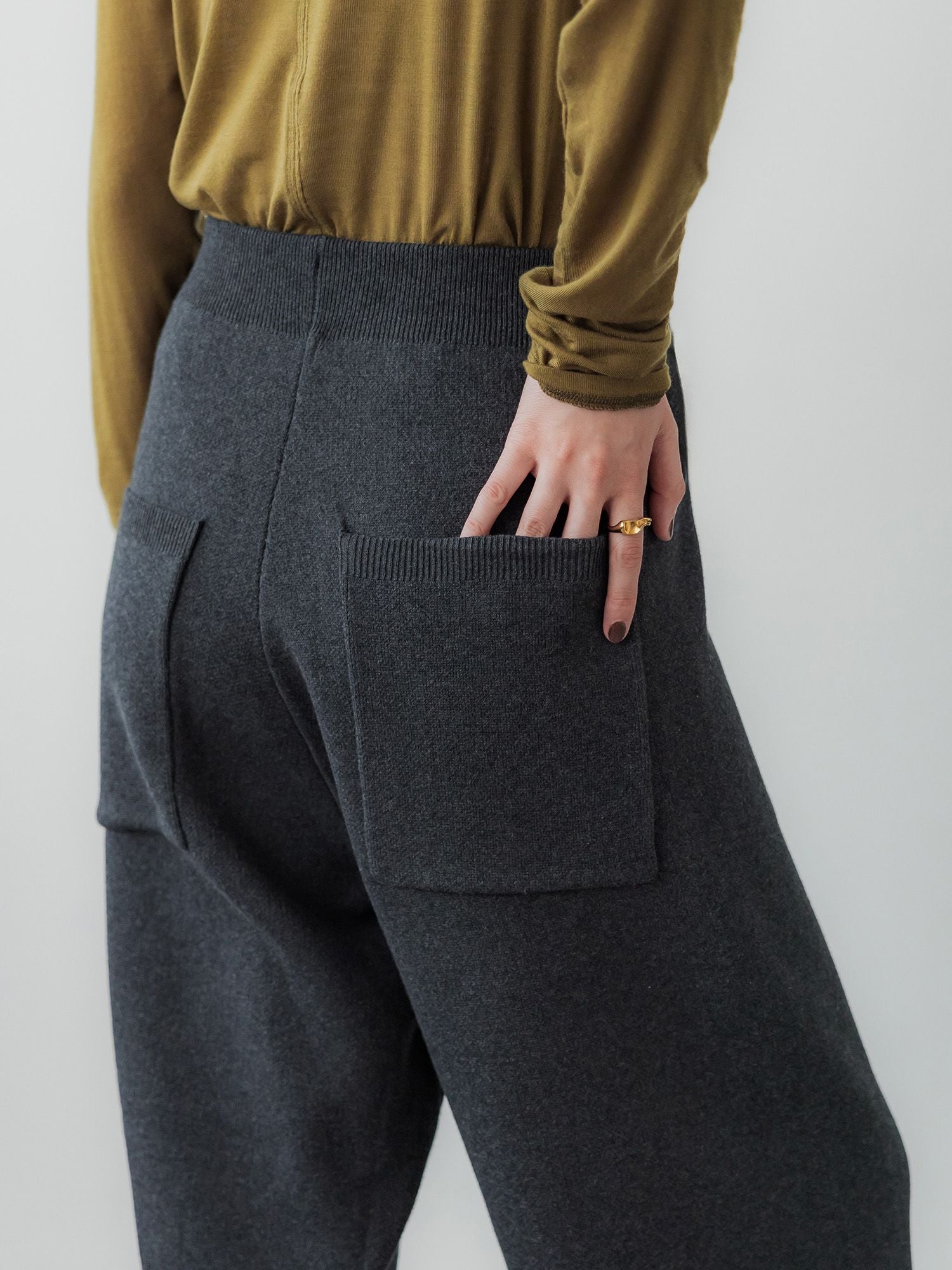 crewre online store / サイドシームレスニットパンツ
