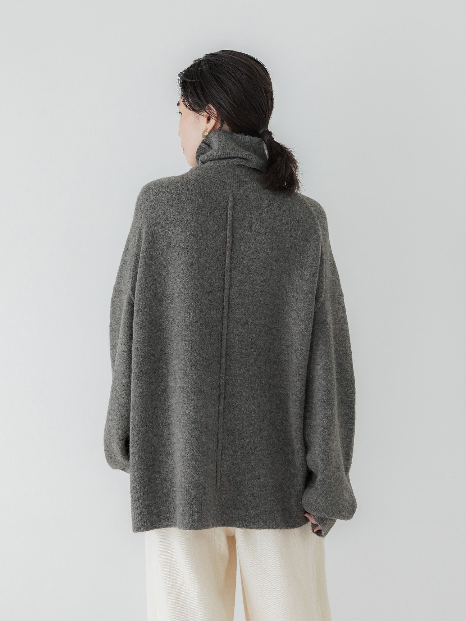 H170 B78 W59 H85 / 着用サイズ : size3