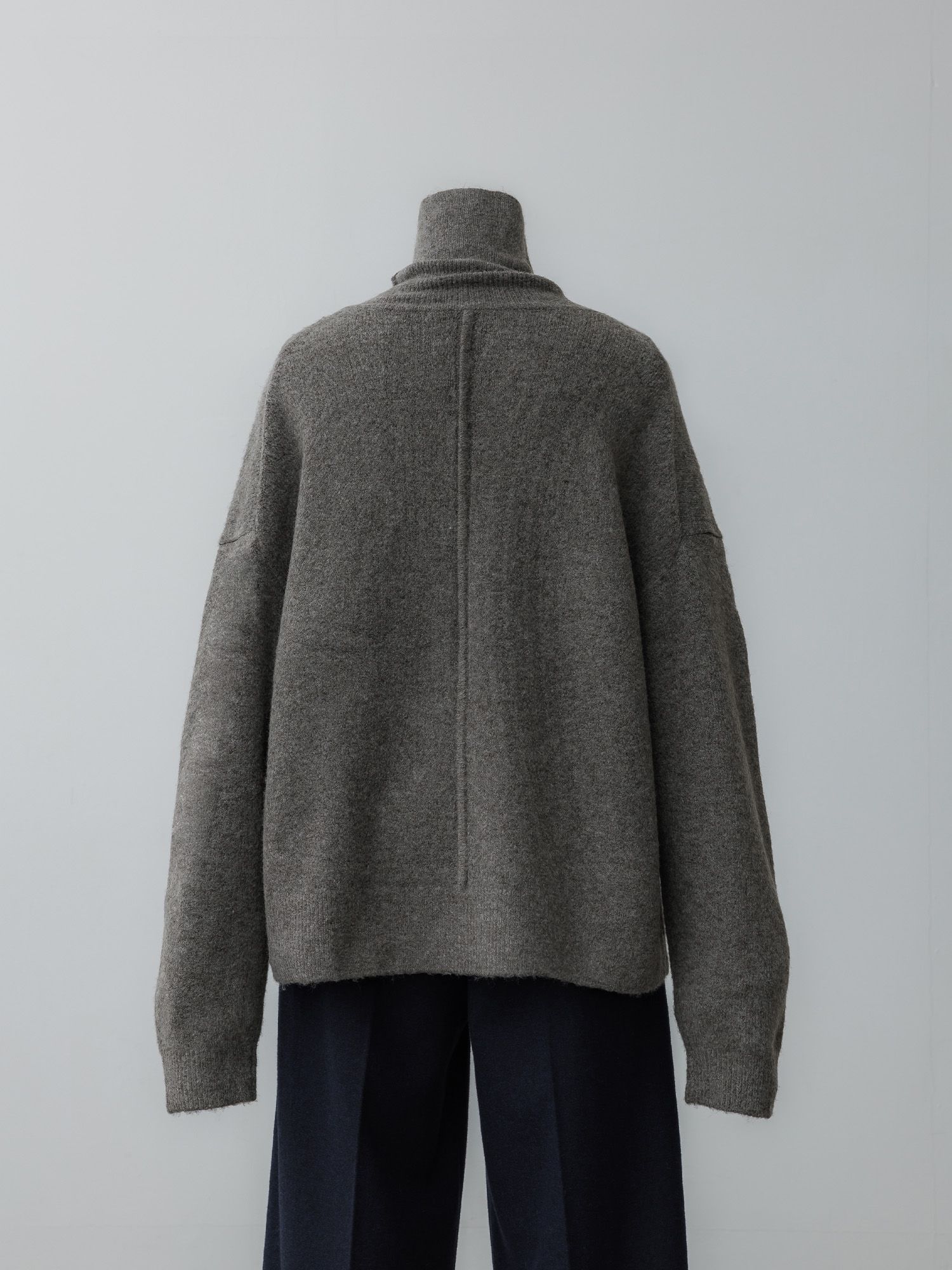 メランジハイネックルーズニット