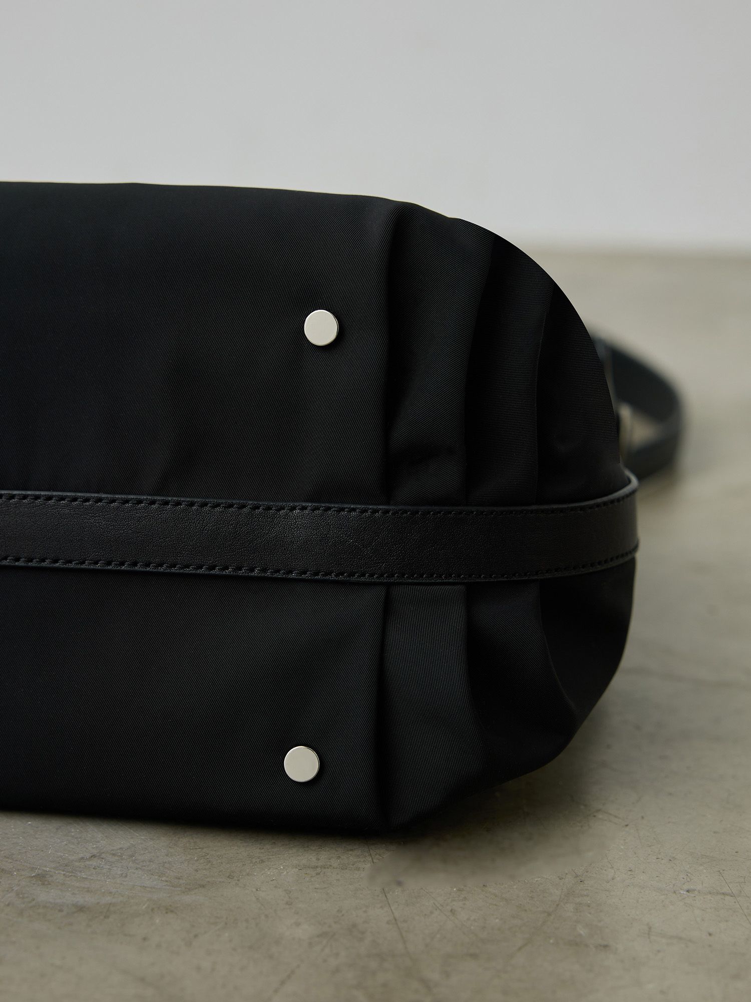 crewre online store / ナイロンレザーショルダーバッグ
