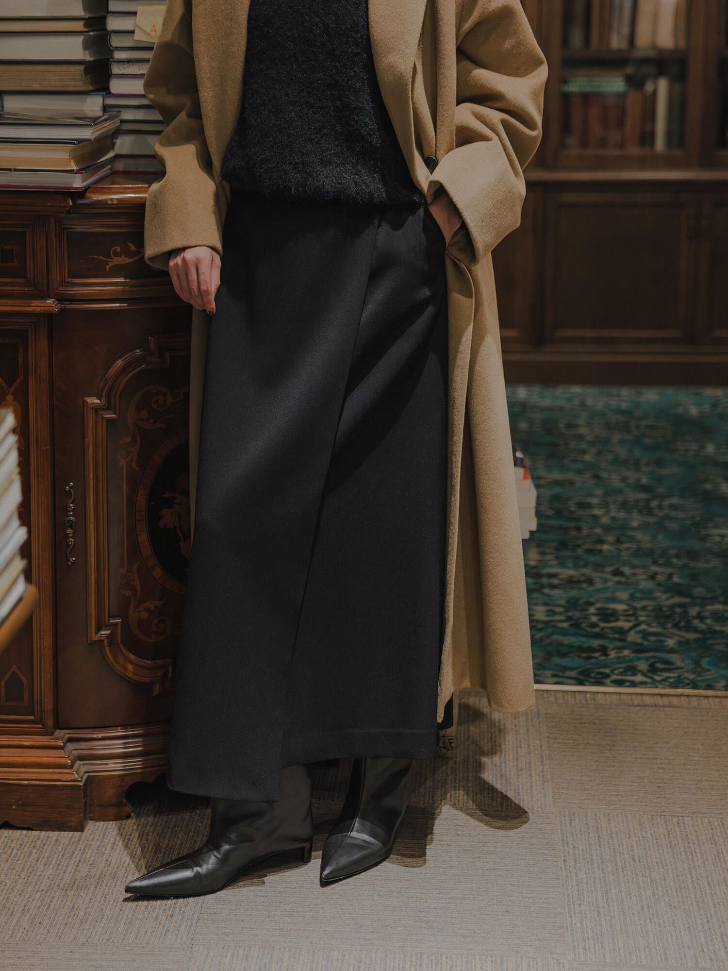 H171 B80 W60 H85 / 着用サイズ : サンプル