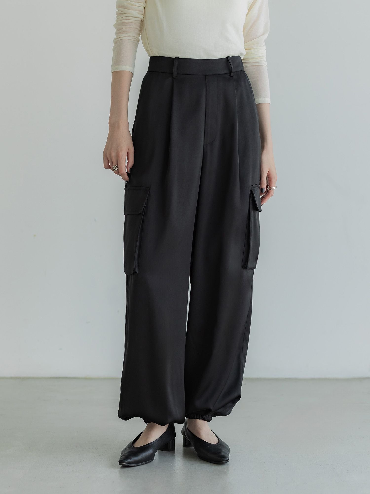 crewre online store / マットサテンカーゴパンツ crewre online store / マットサテンカーゴパンツ