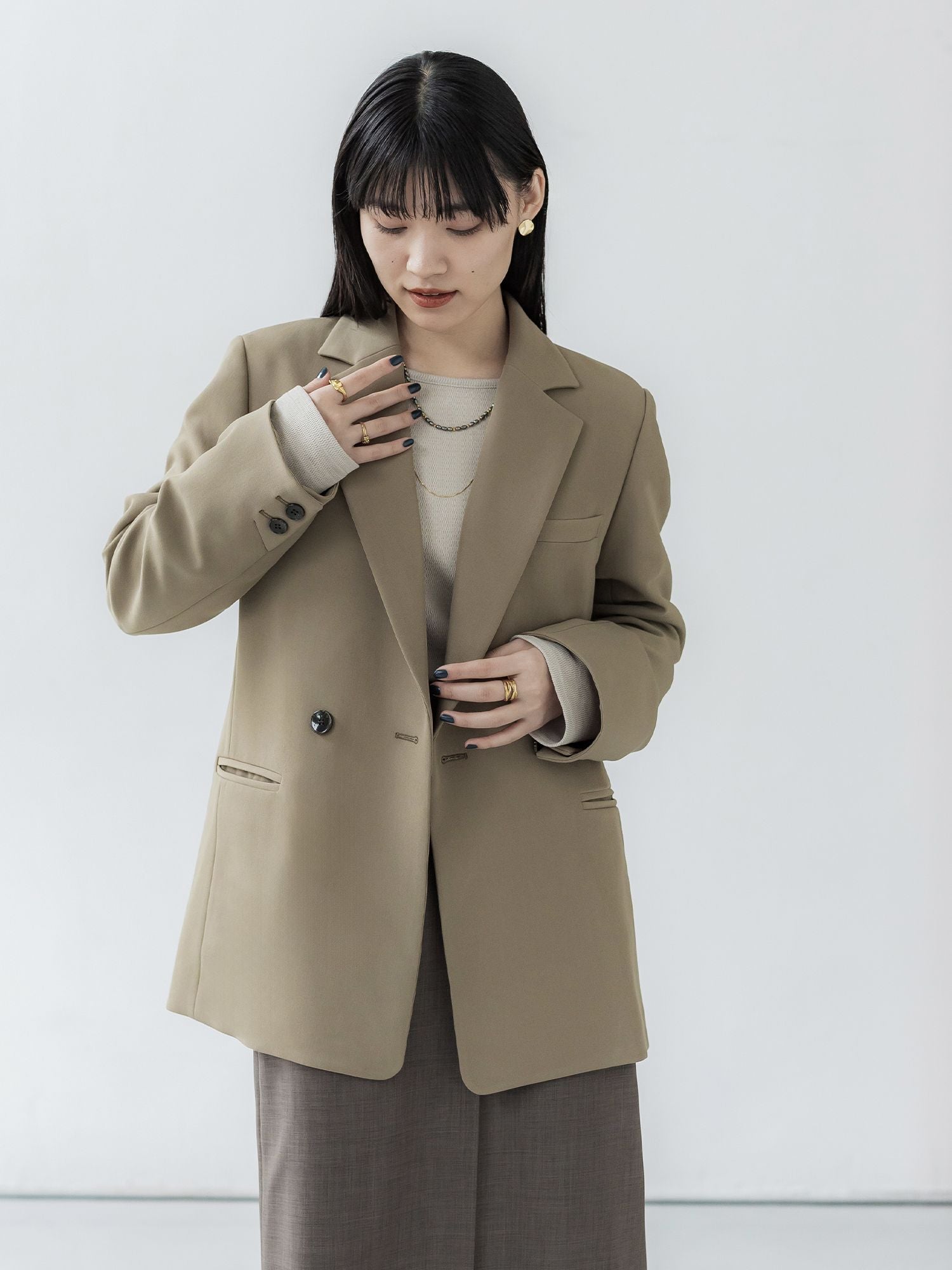 H167 B82 W60 H88 / 着用サイズ : size3