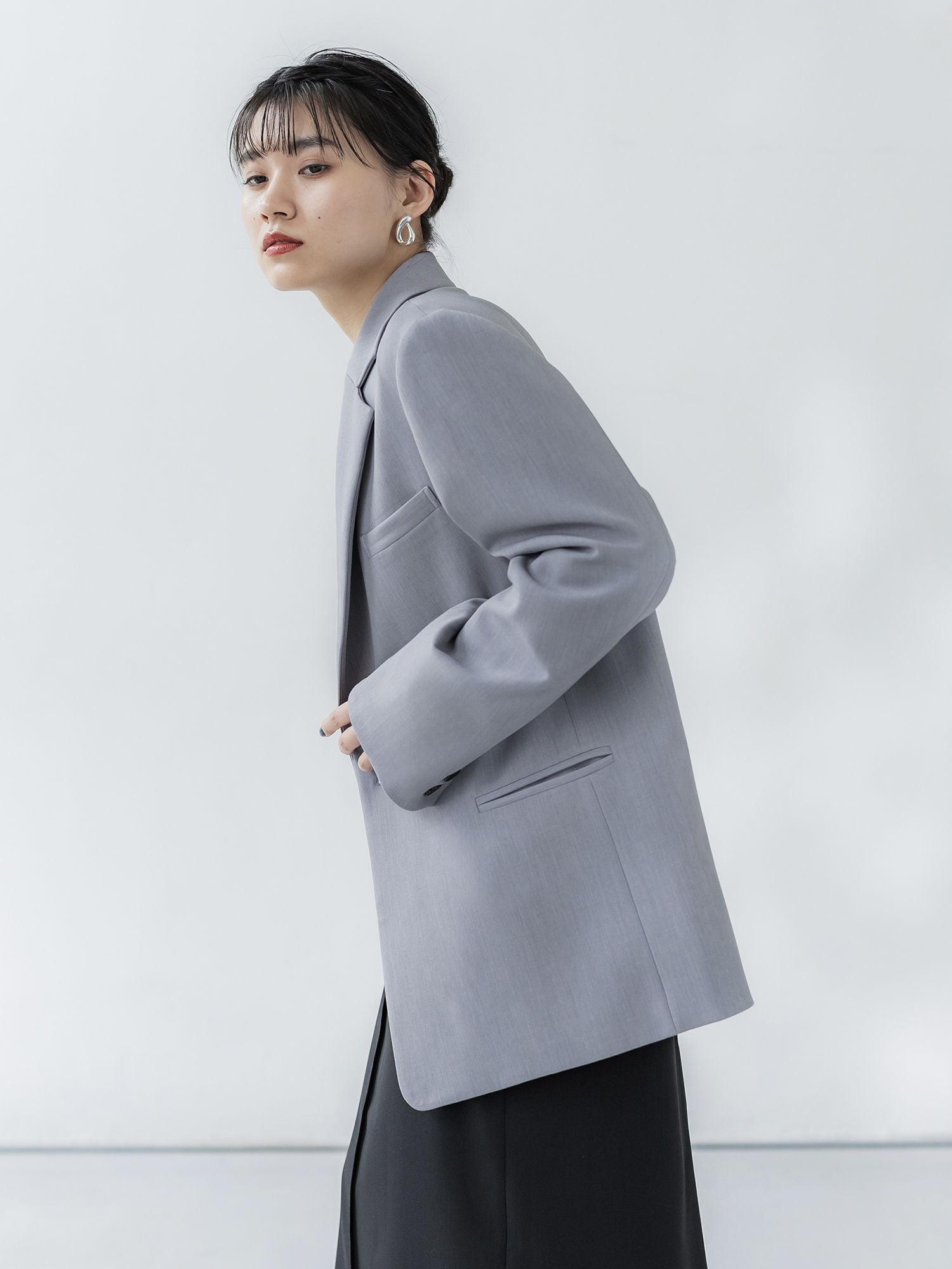 H167 B82 W60 H88 / 着用サイズ : size3