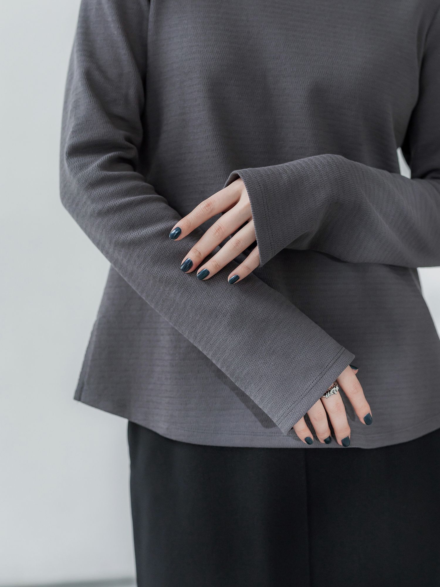 H167 B82 W60 H88 / 着用サイズ : size2