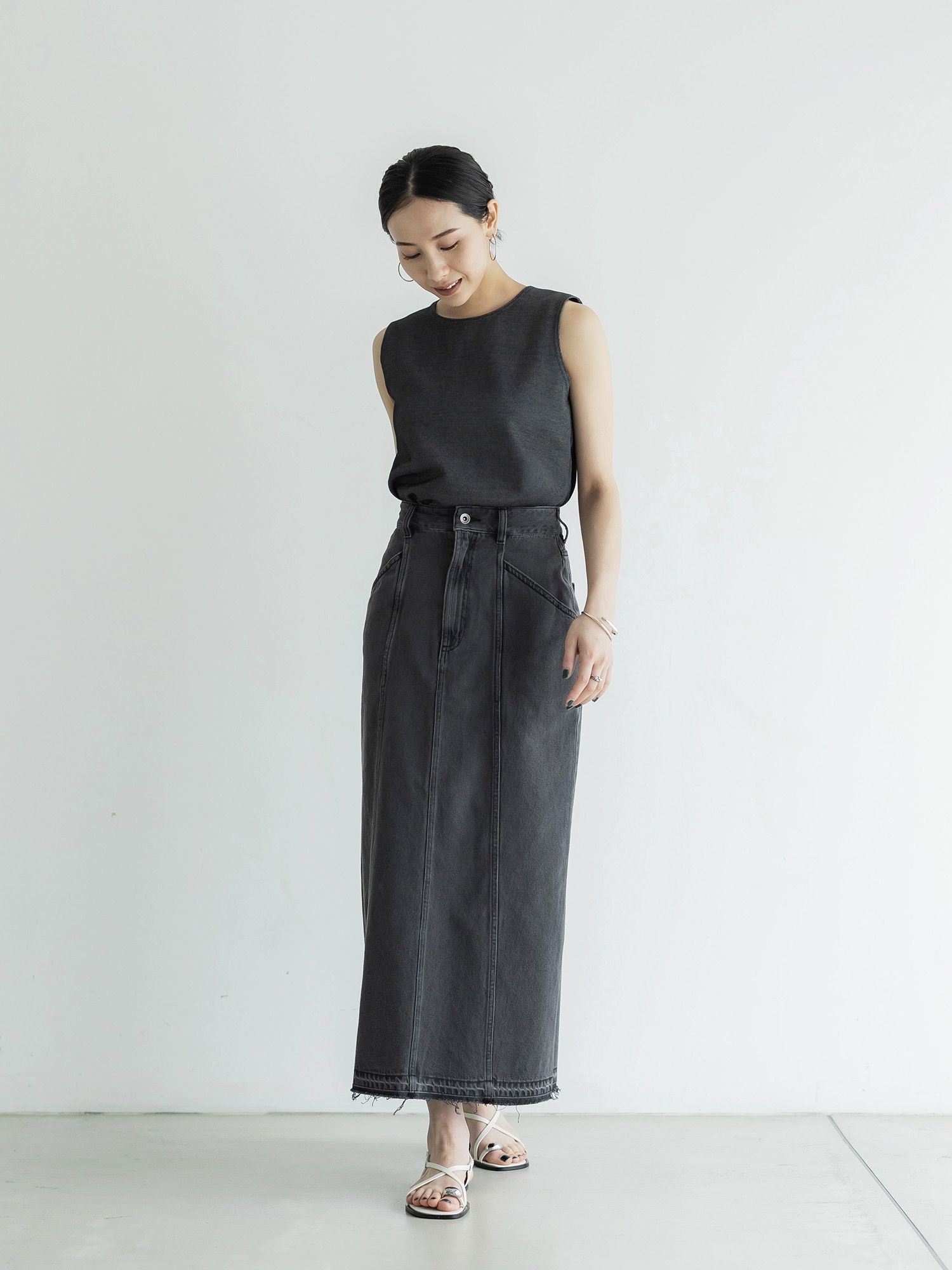 H170 B82 W60 H91/ 着用サイズ : size2