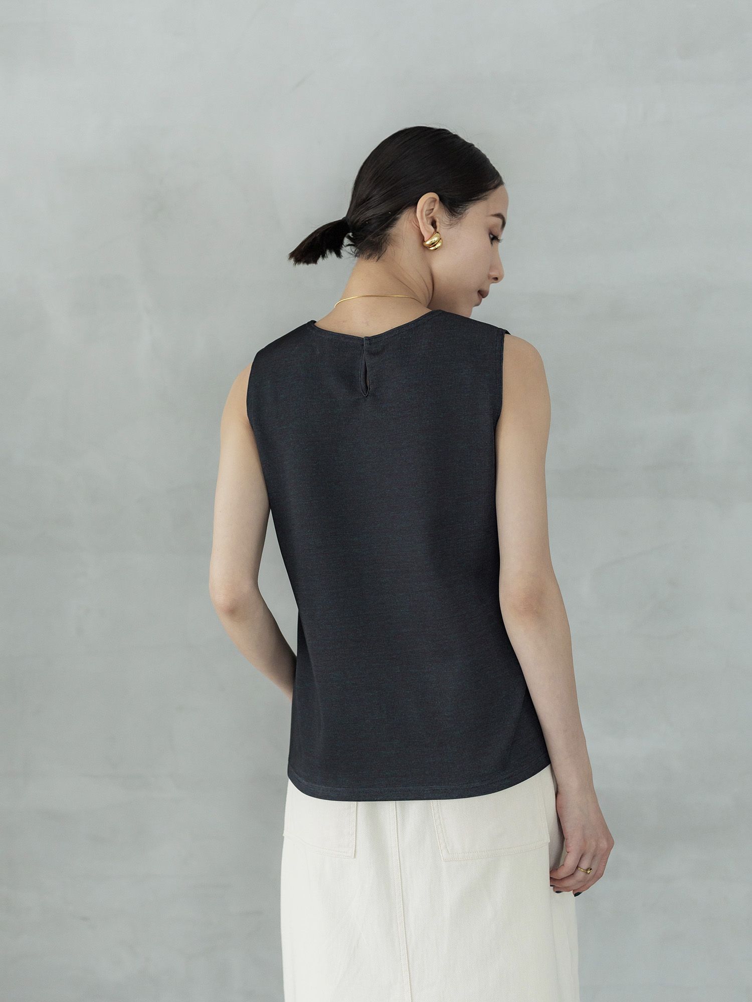 H170 B82 W60 H91/ 着用サイズ : size2