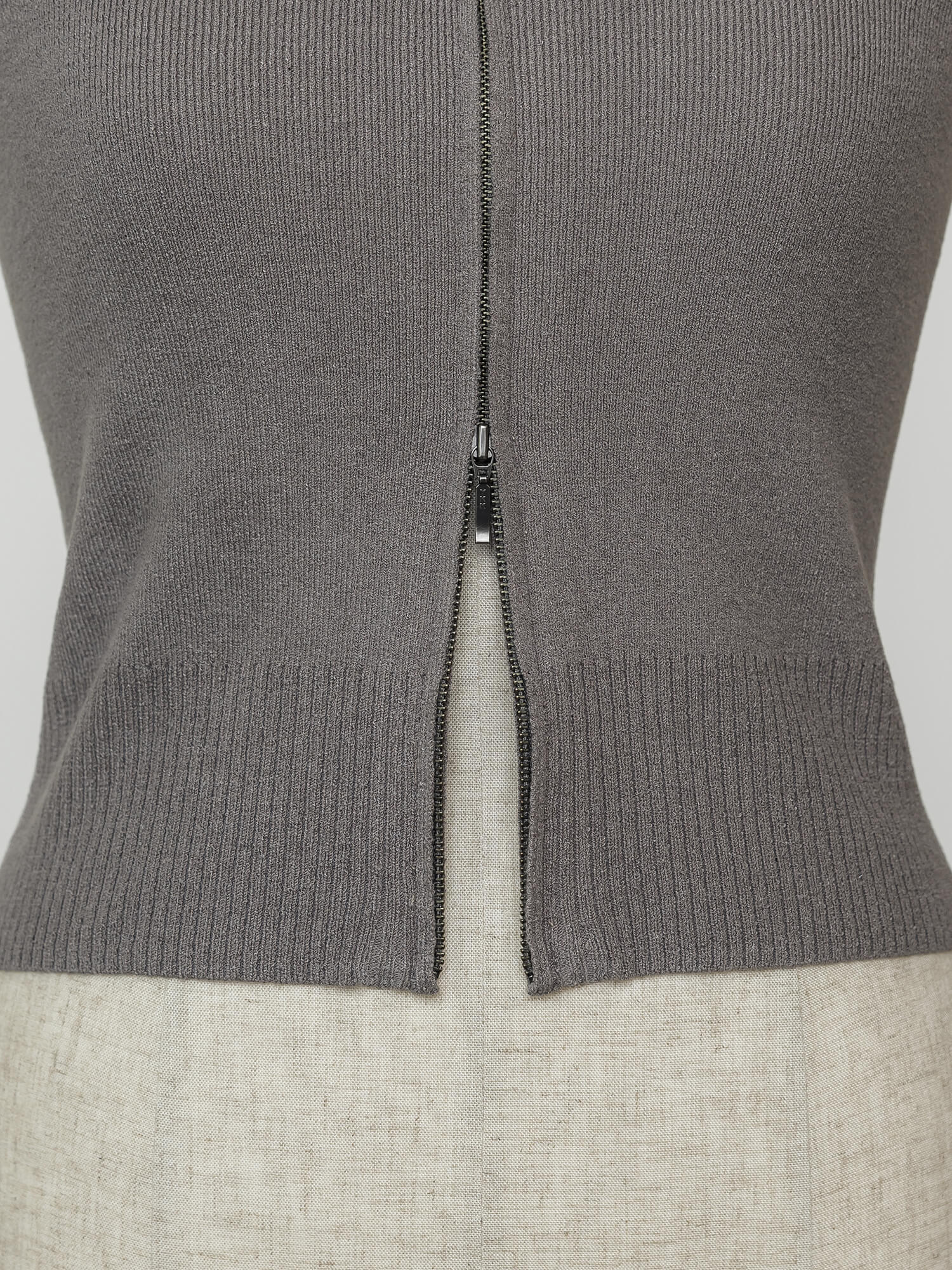 マルチウェイジップニットビスチェ