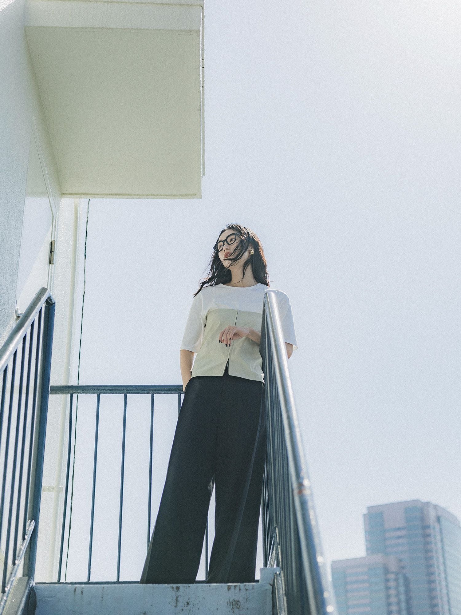 H171 B80 W60 H85 / 着用サイズ : サンプル
 ※サンプルサイズ : size1よりも着丈+5.8cm