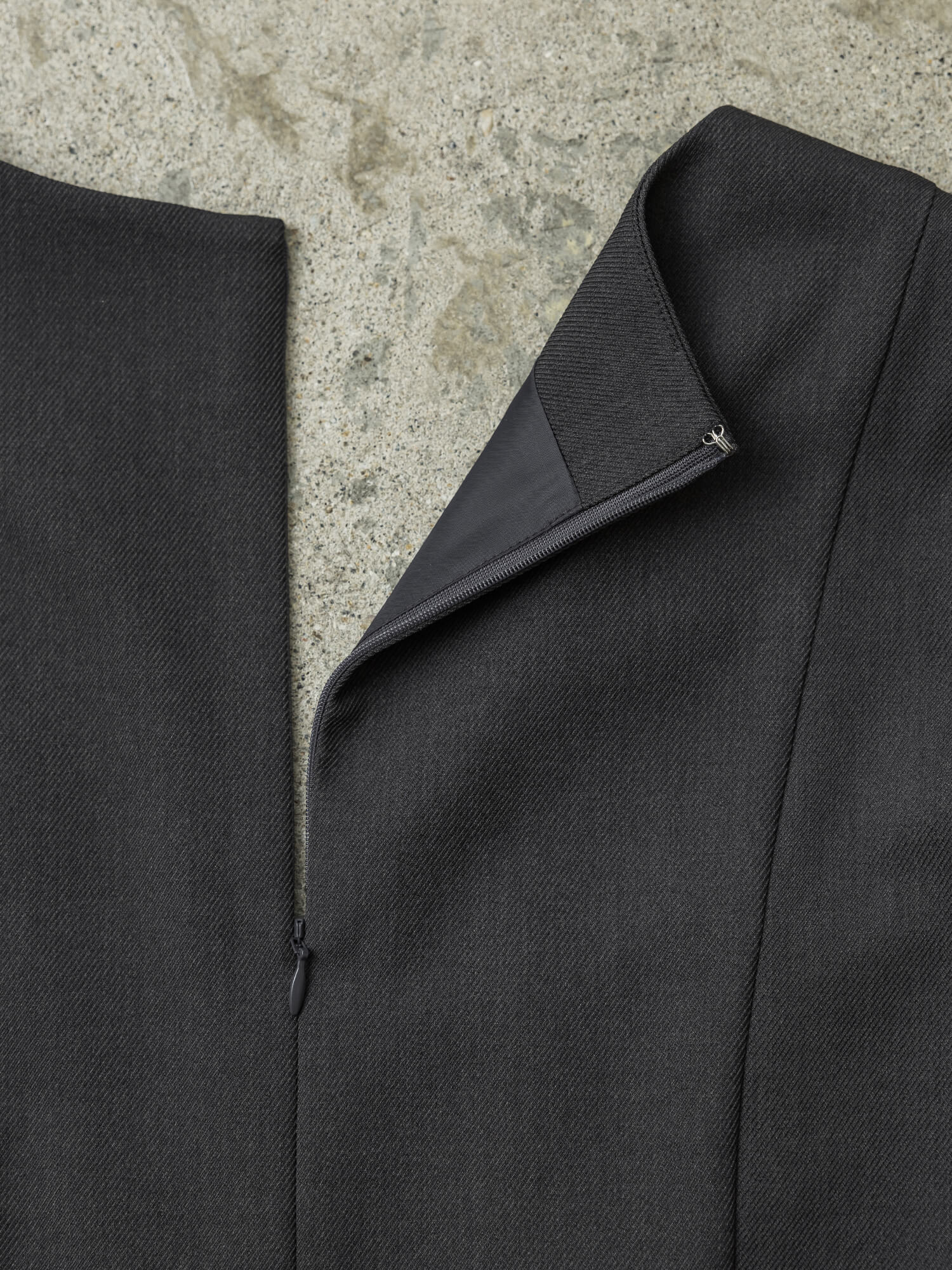 ディープネックセットワンピース