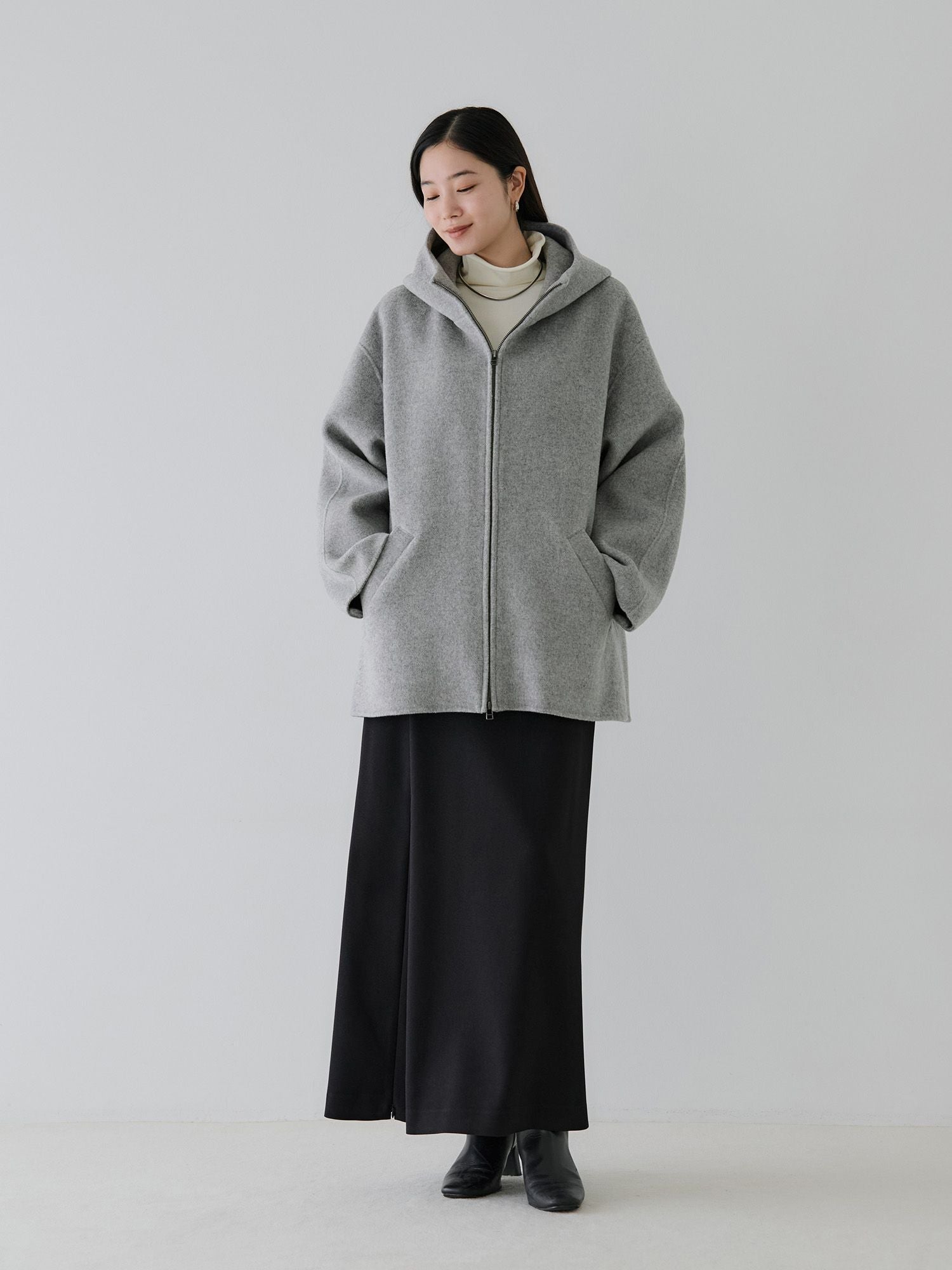 H168 B77 W60 H86 / 着用サイズ : size3