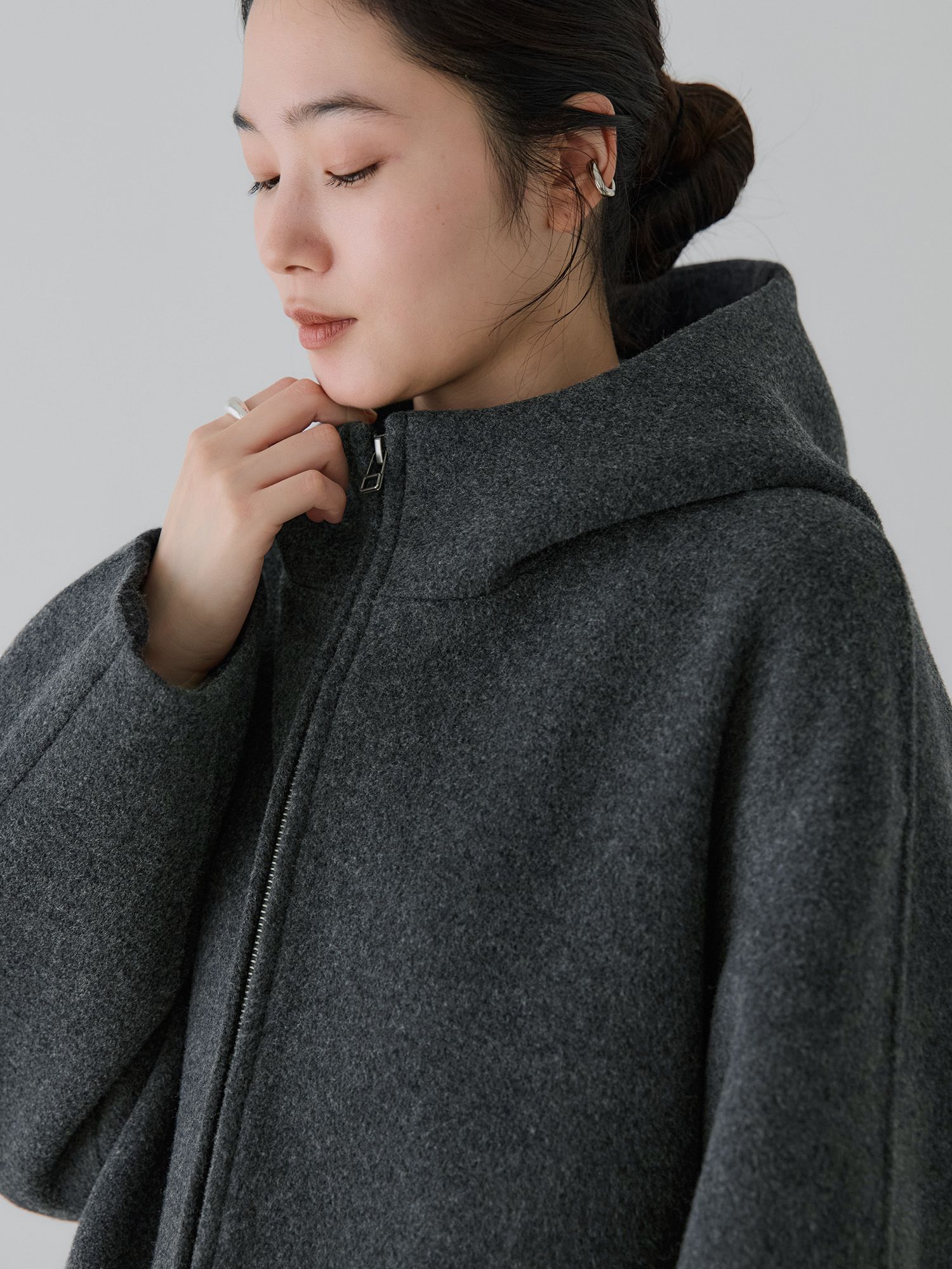 H168 B77 W60 H86 / 着用サイズ : size3