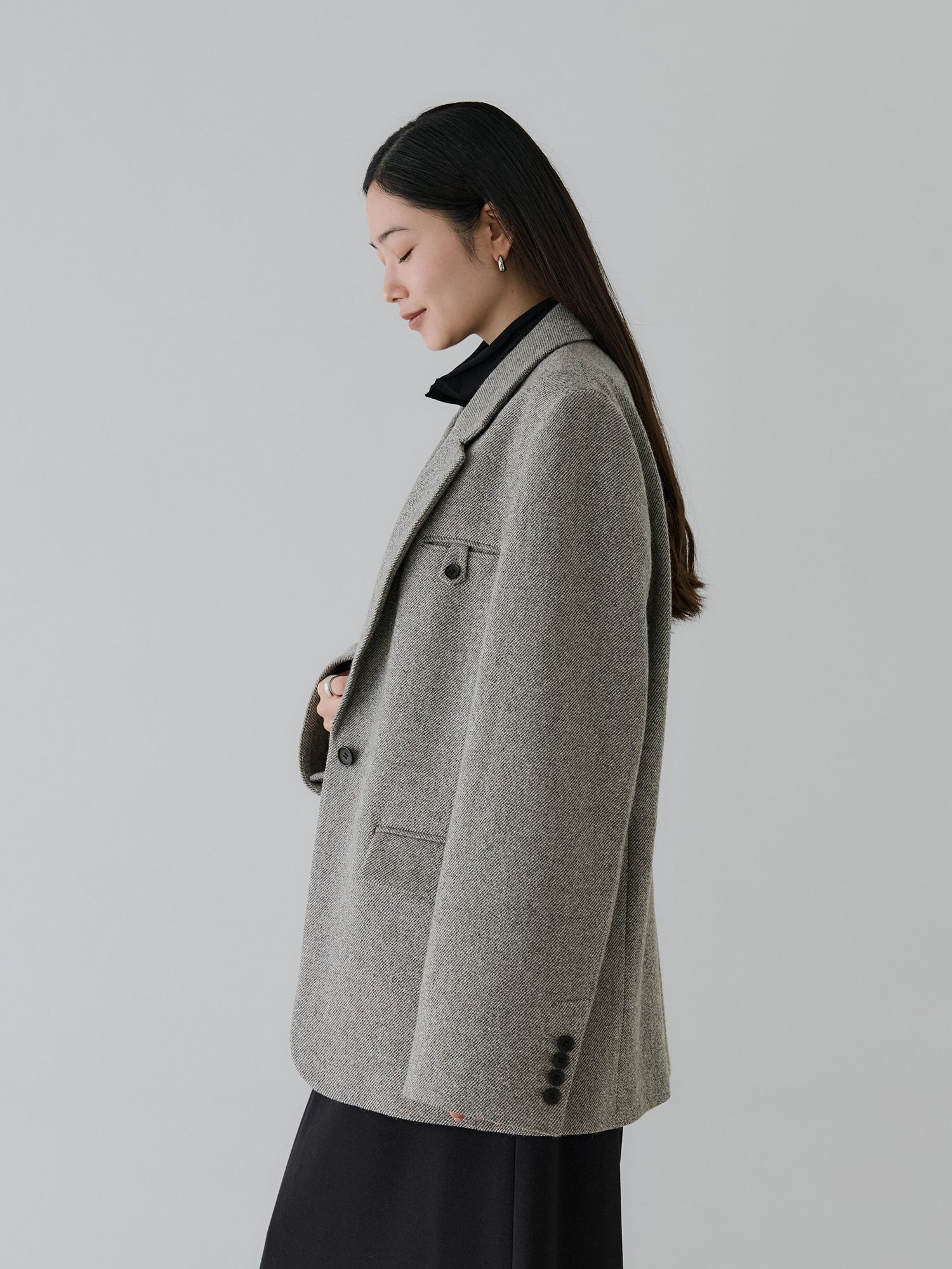 H168 B77 W60 H86 / 着用サイズ : size3