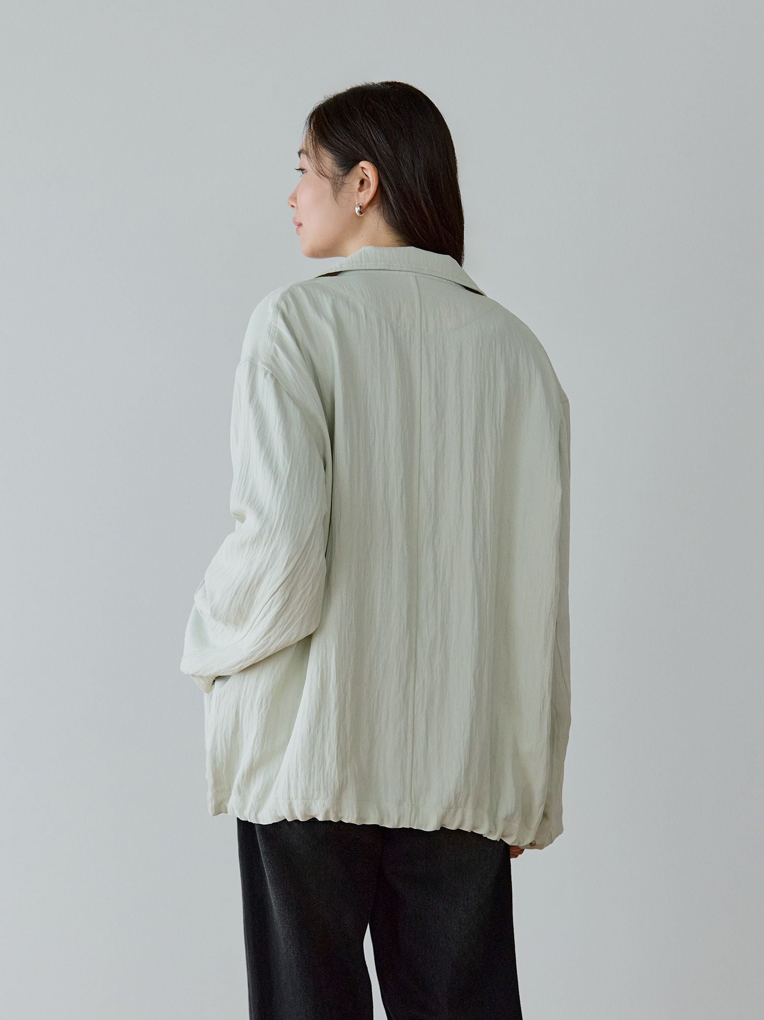 H168 B77 W60 H86 / 着用サイズ : size2