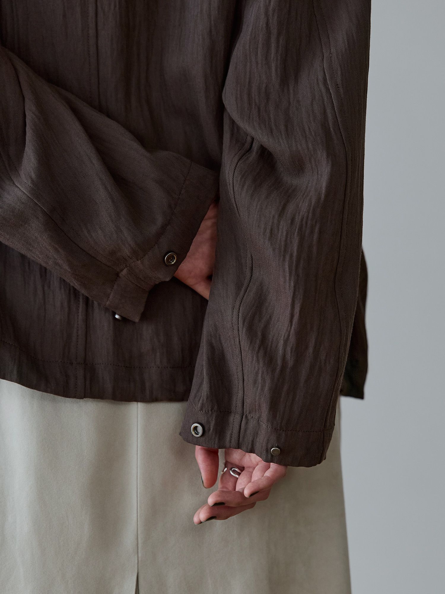 H168 B77 W60 H86 / 着用サイズ : size2