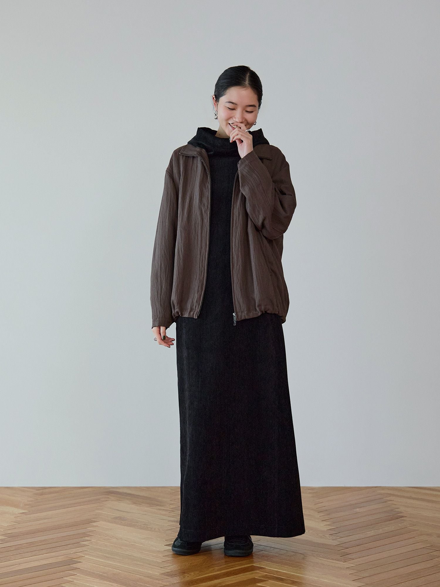 crewre online store / ベルベットフードワンピース