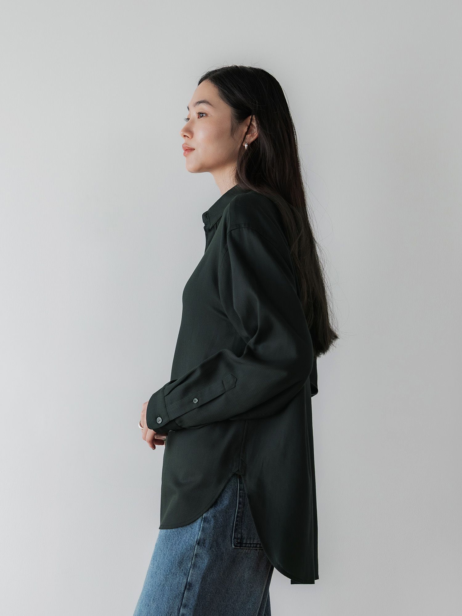 H168 B77 W60 H86 / 着用サイズ : size2