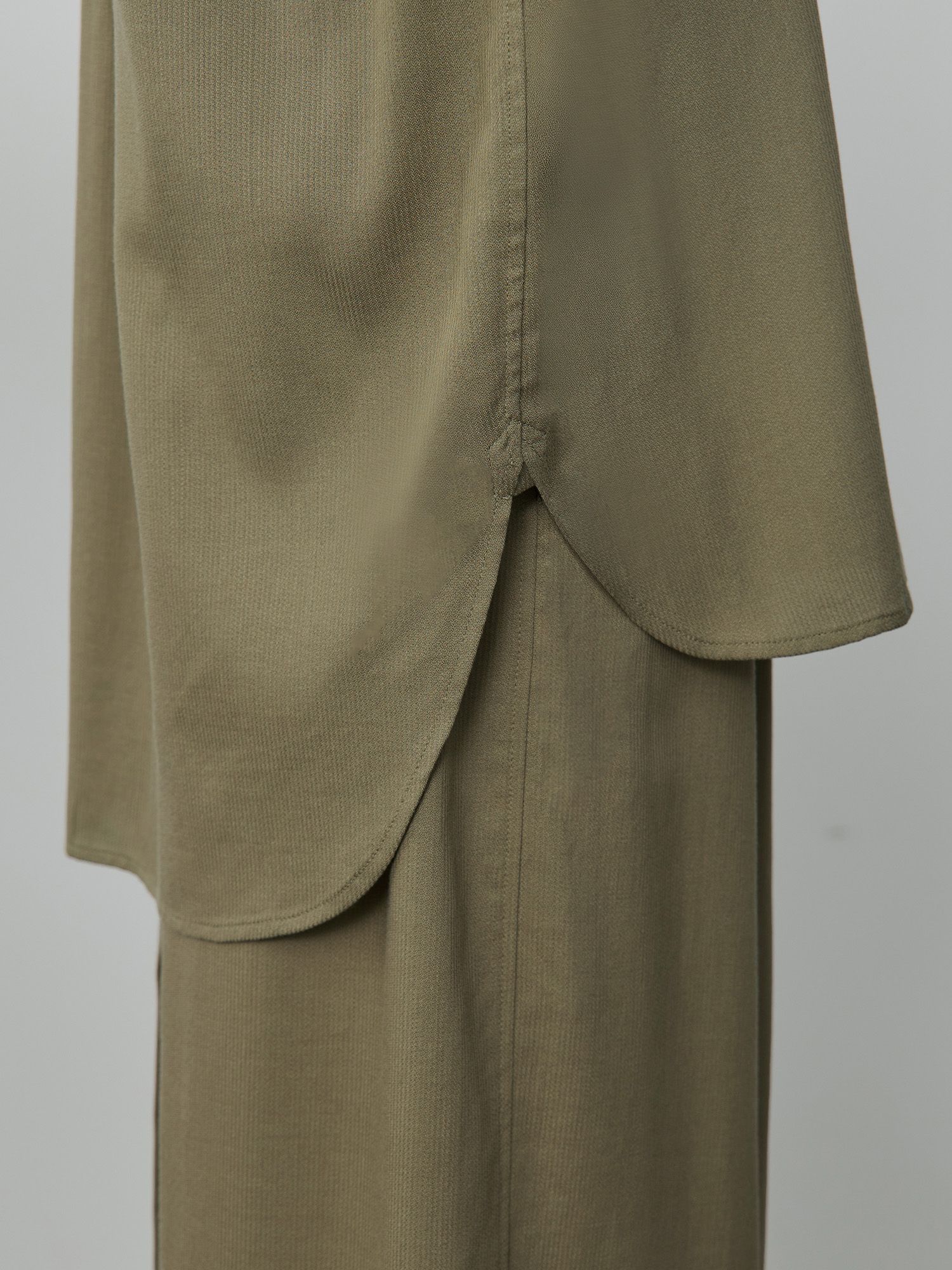 テンセルコットンピケミニマルシャツ