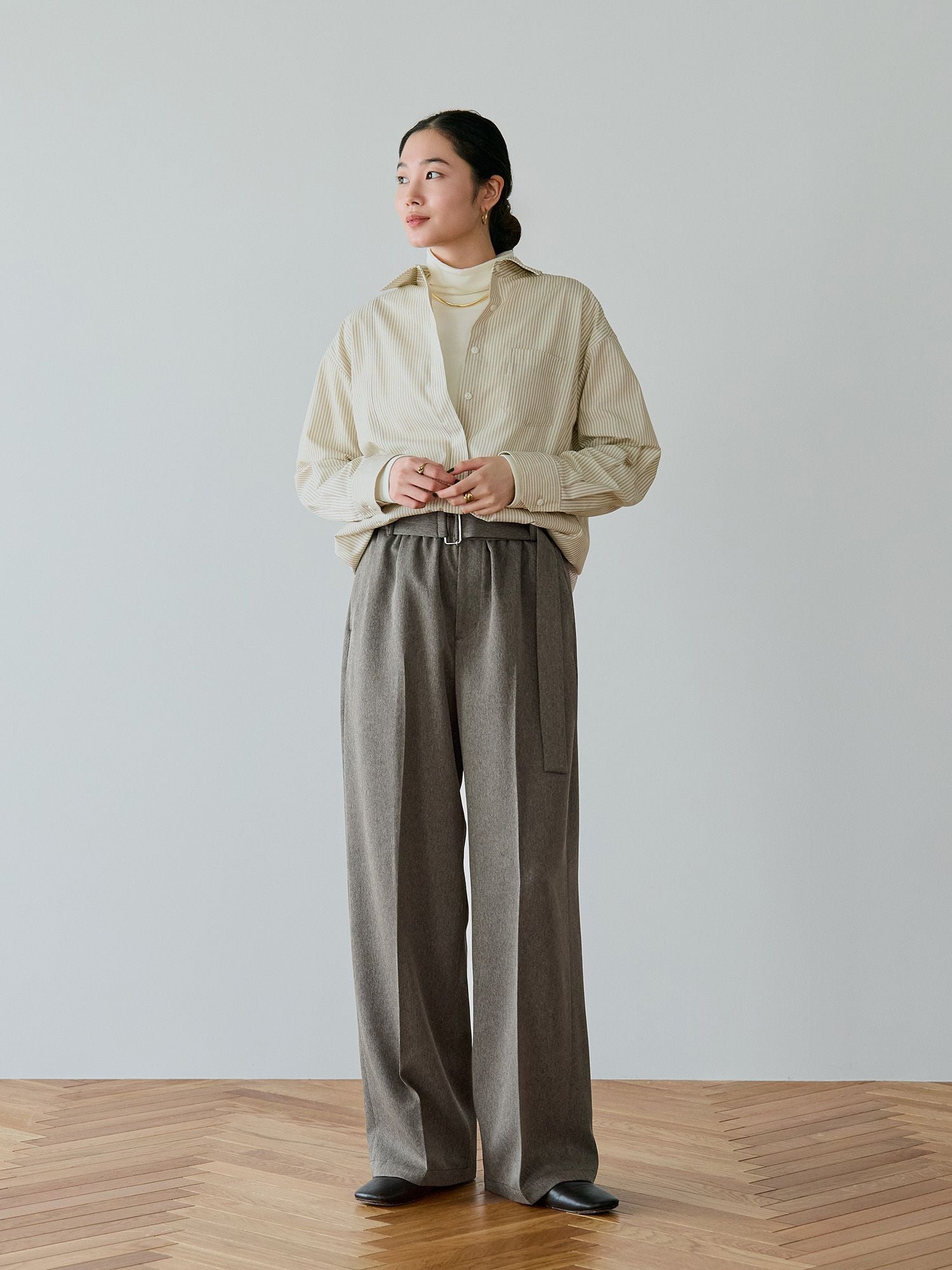 H168 B77 W60 H86 / 着用サイズ : size2