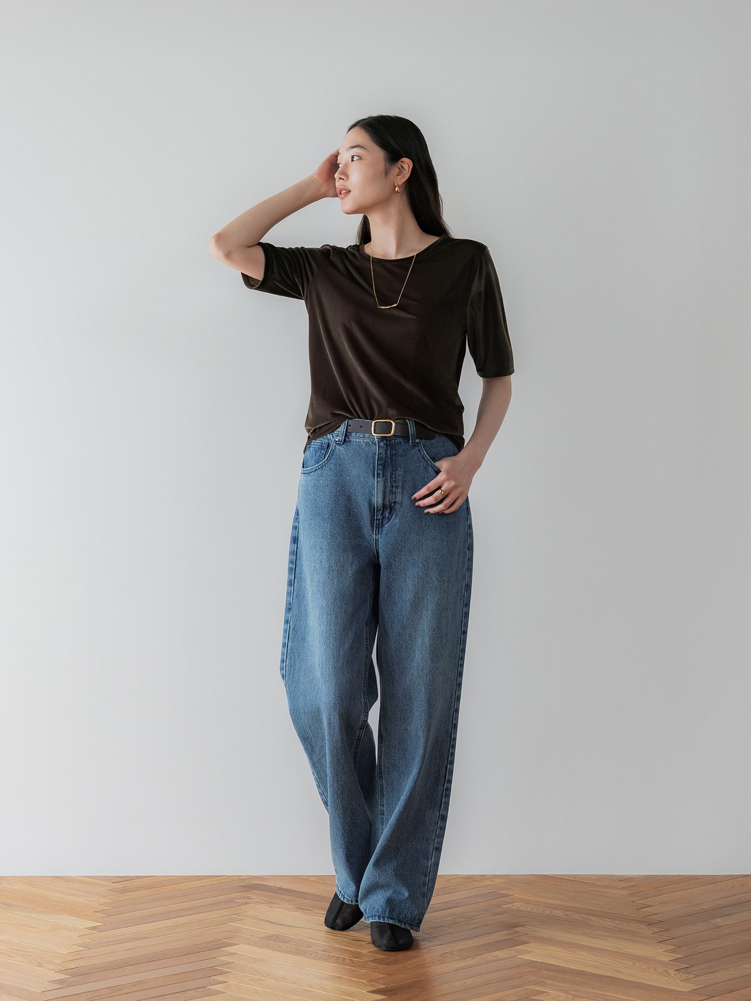 H168 B77 W60 H86 / 着用サイズ : size2