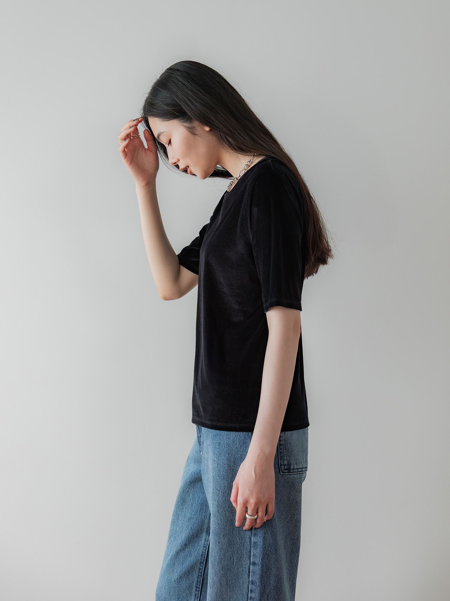 H168 B77 W60 H86 / 着用サイズ : size2