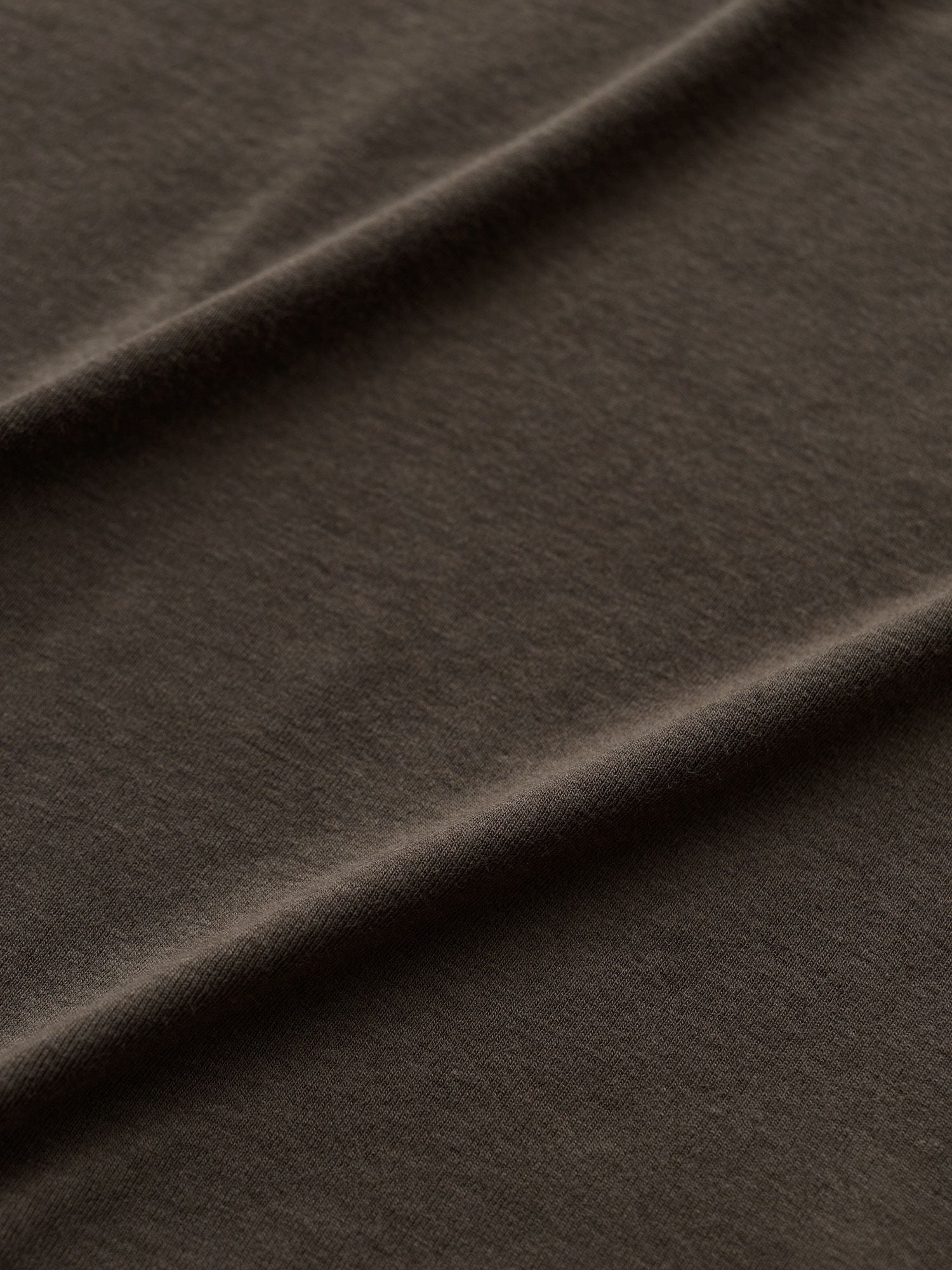 バックドロストハイネックトップス