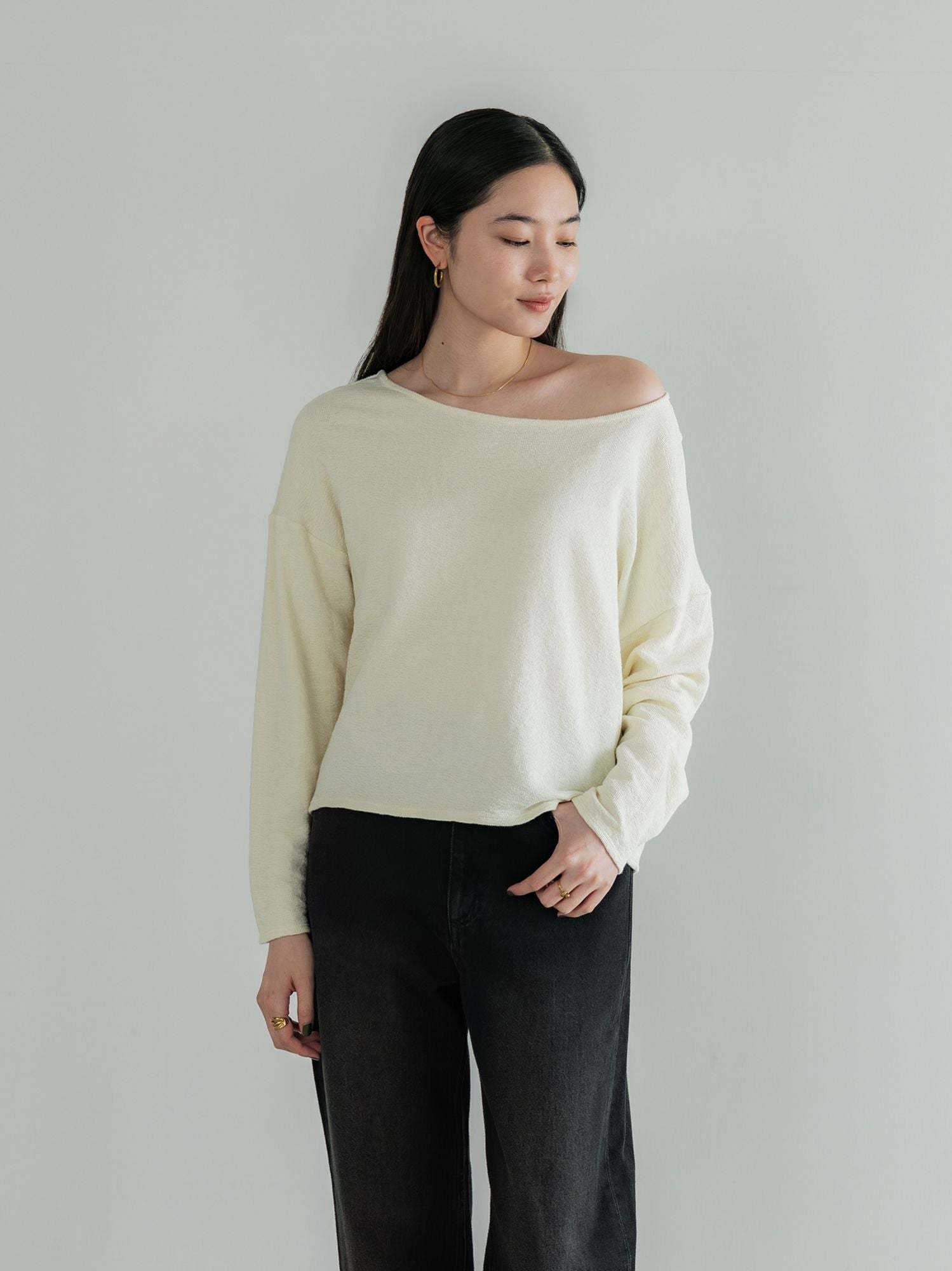 H168 B77 W60 H86 / 着用サイズ : size2