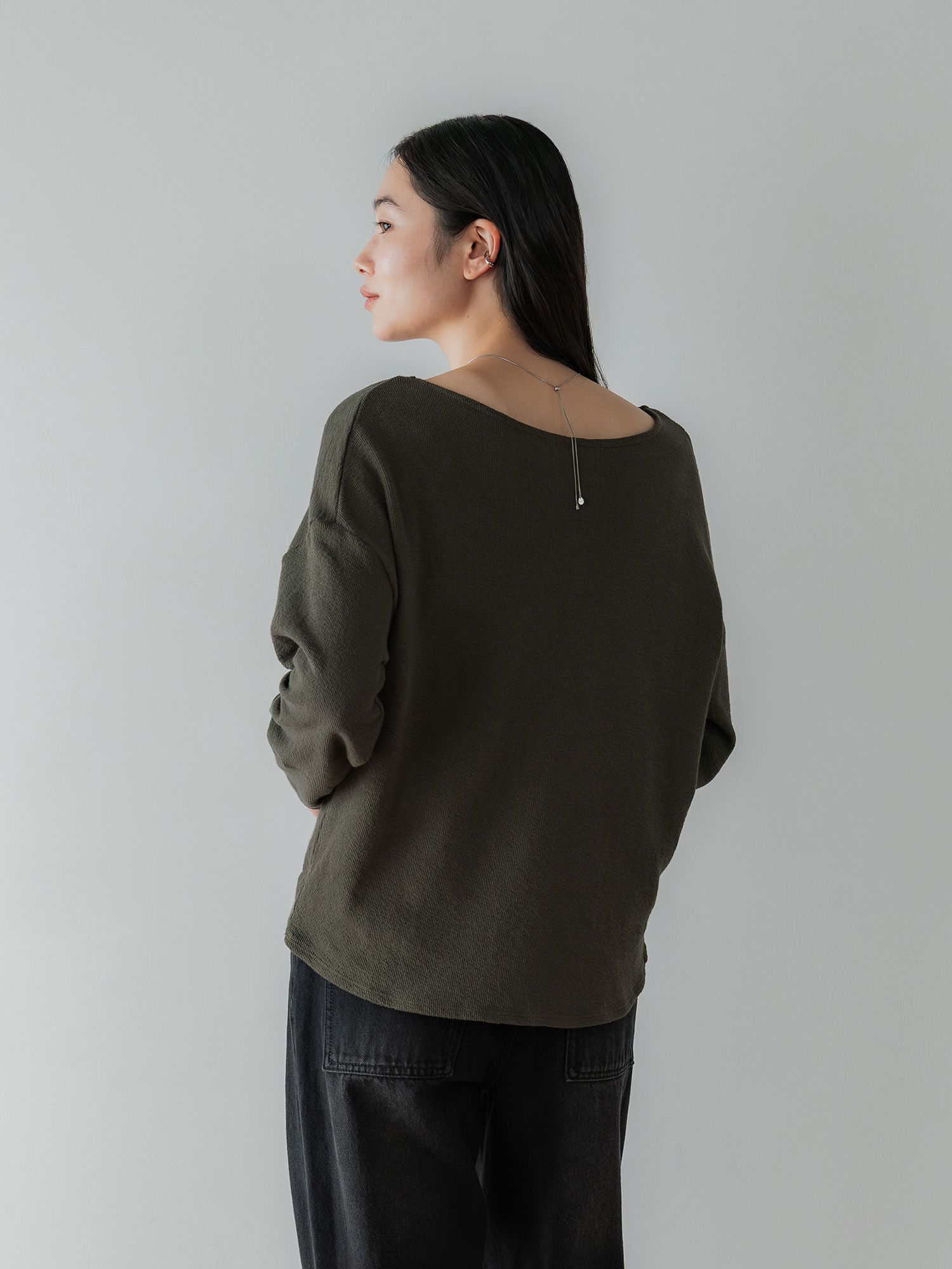 H168 B77 W60 H86 / 着用サイズ : size2