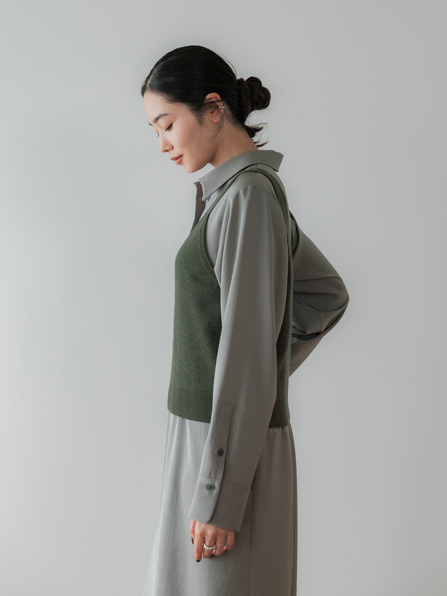  H168 B77 W60 H86 / 着用サイズ : free