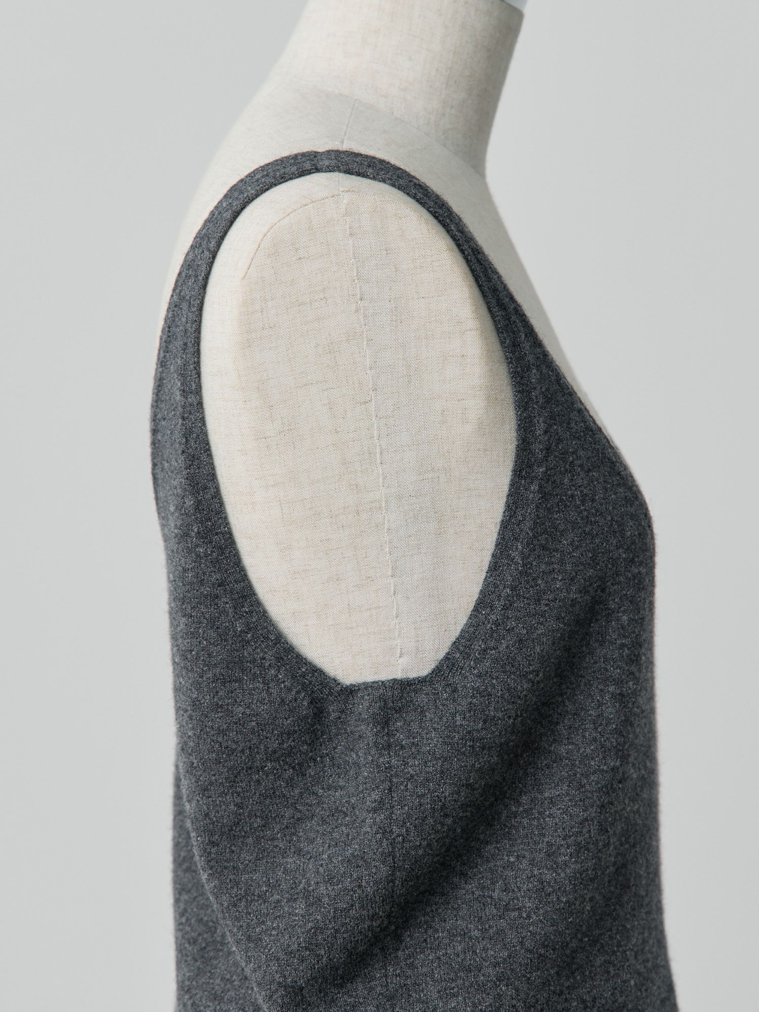 2wayウールカシミアニットビスチェ