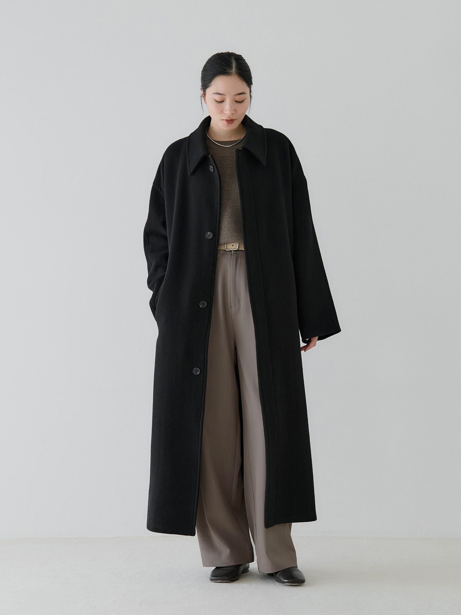 H168 B77 W60 H86 / 着用サイズ : size3