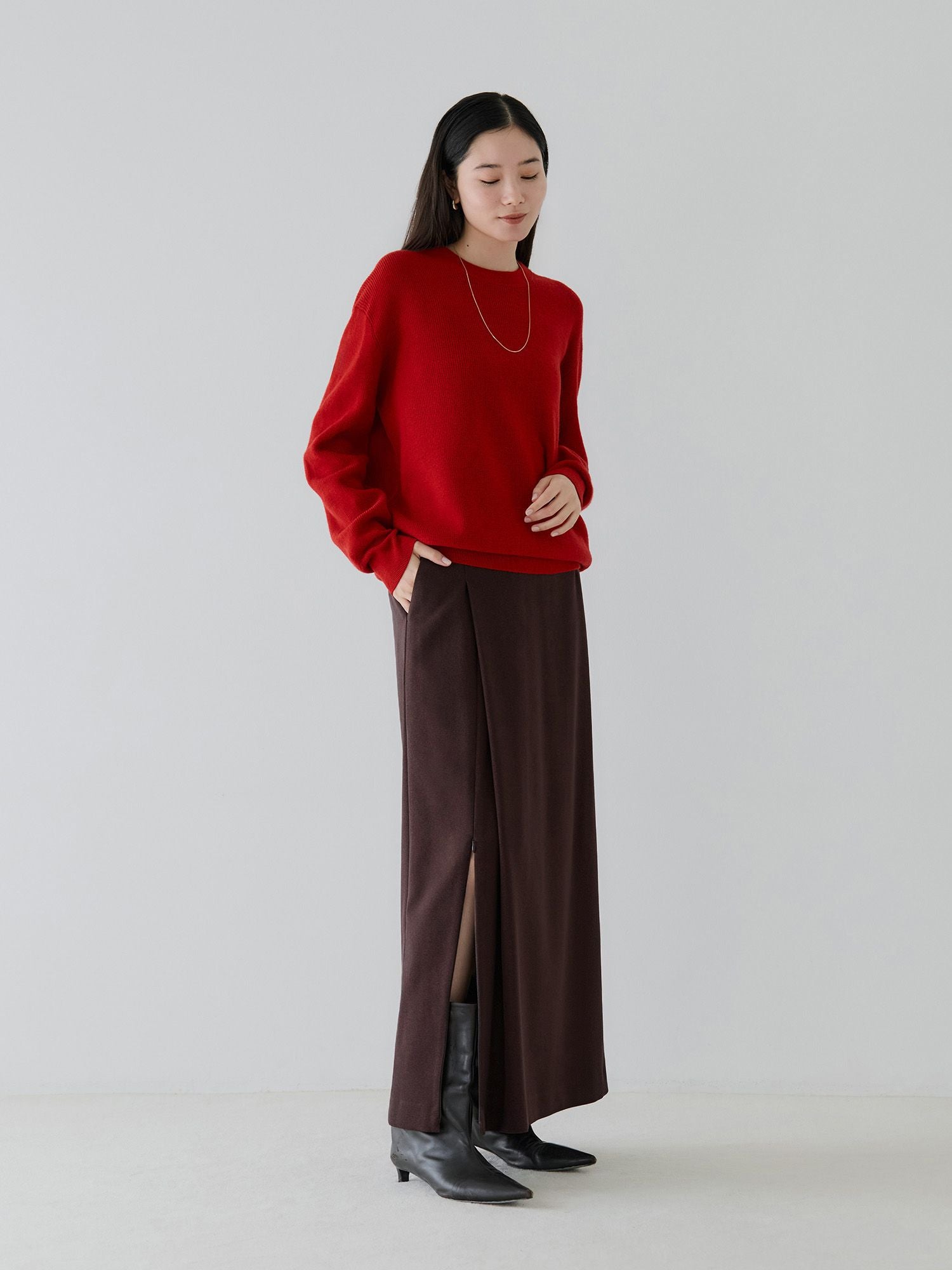 H168 B77 W60 H86 / 着用サイズ : size3