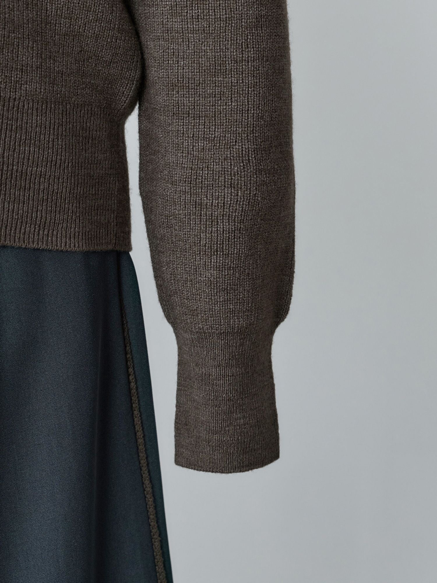 カシミアブレンドメリノウールニット