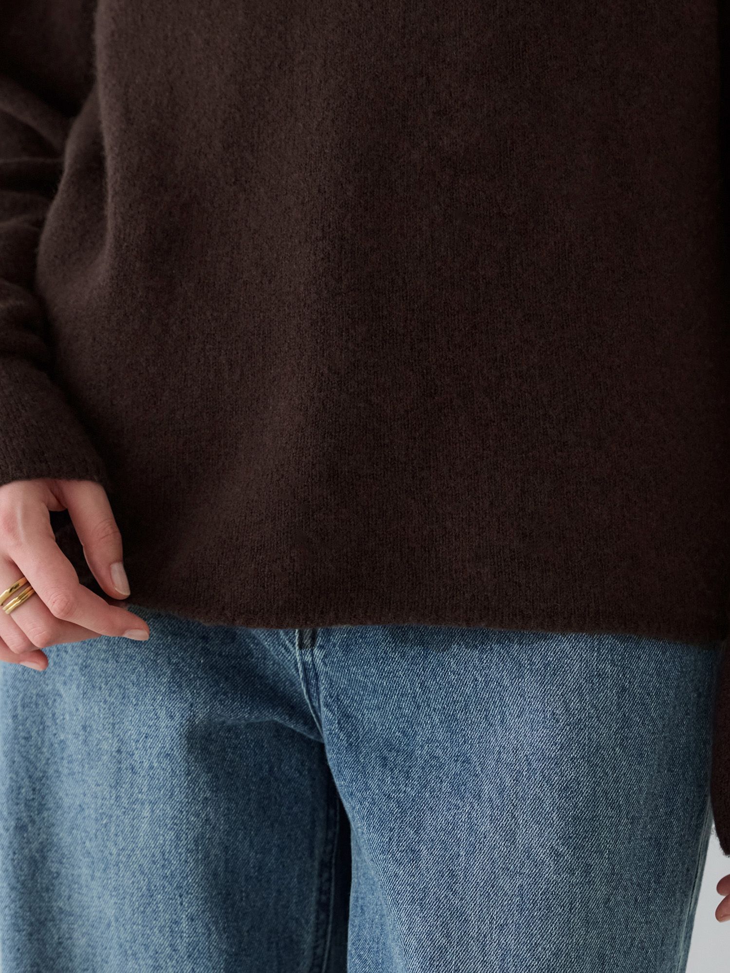 H168 B77 W60 H86 / 着用サイズ : size3